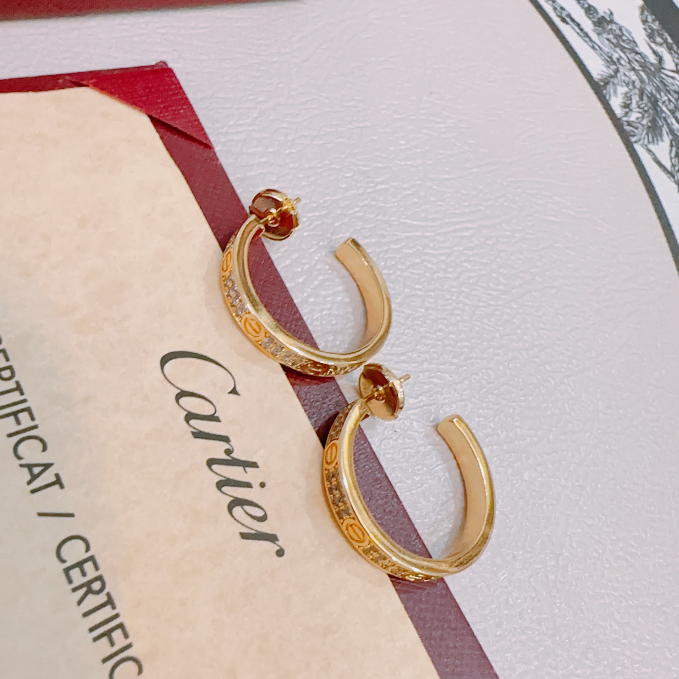 Cartier 까르띠에 귀걸이 V골드 시리즈