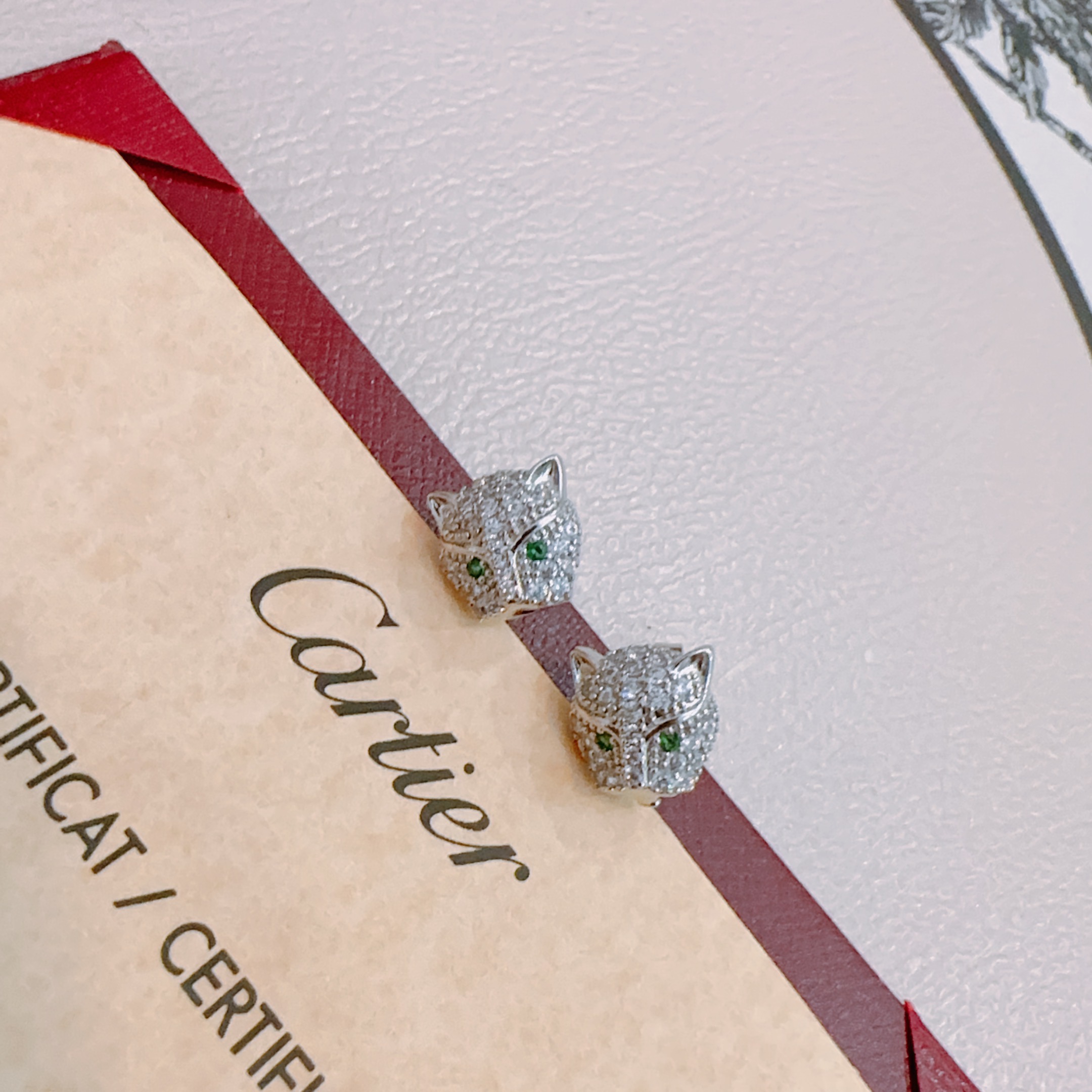 Cartier 까르띠에 귀걸이 V골드 시리즈