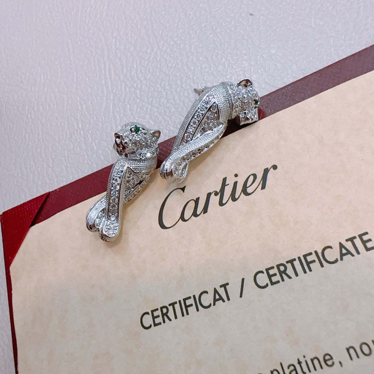 Cartier 까르띠에 귀걸이 V골드 시리즈