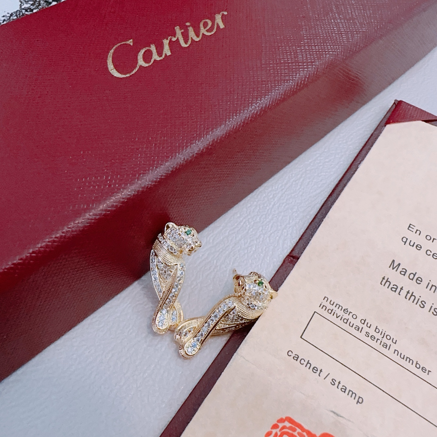 Cartier 까르띠에 귀걸이 V골드 시리즈