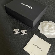 Chanel 샤넬 레터 이어링 귀걸이