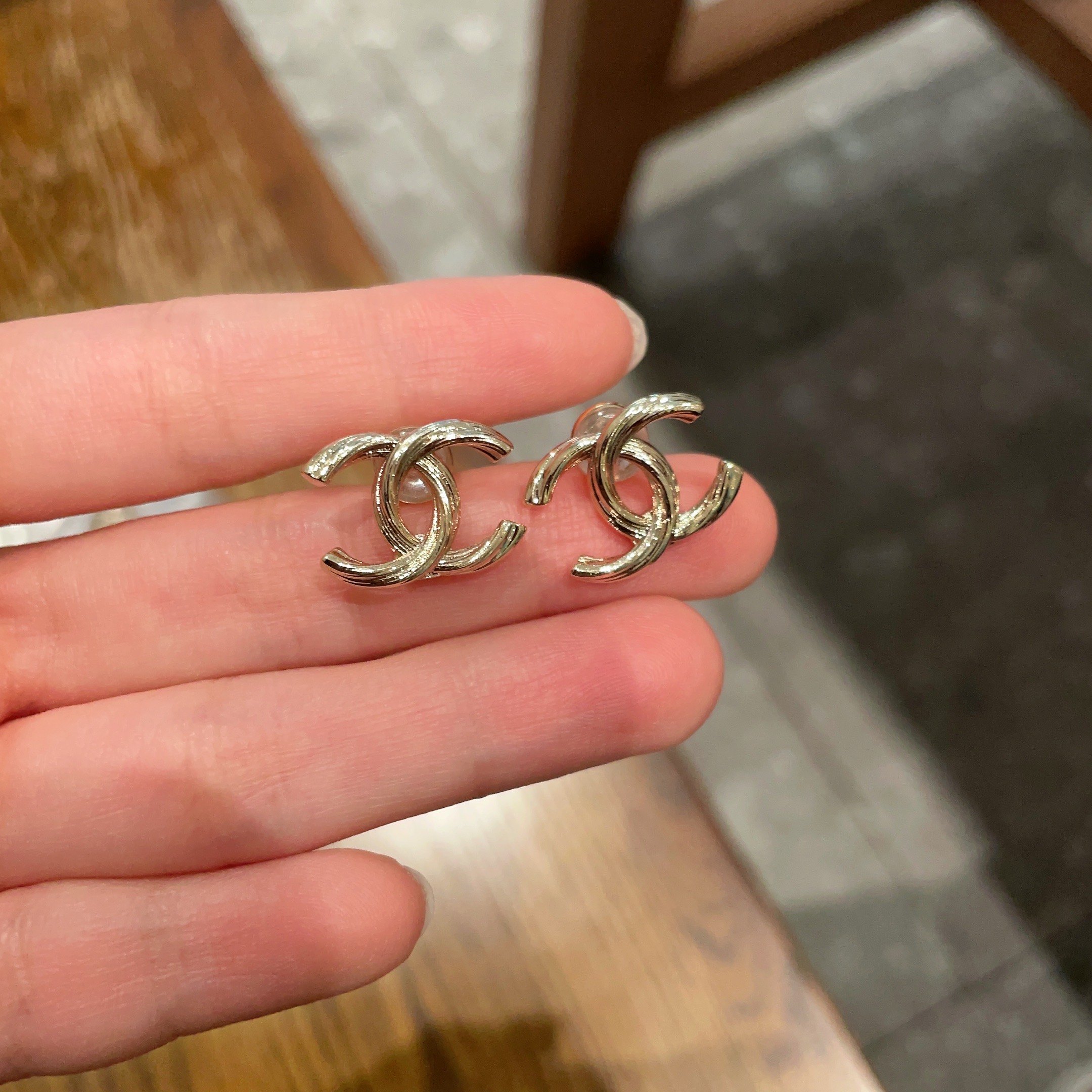 Chanel 샤넬 레터 이어링 귀걸이