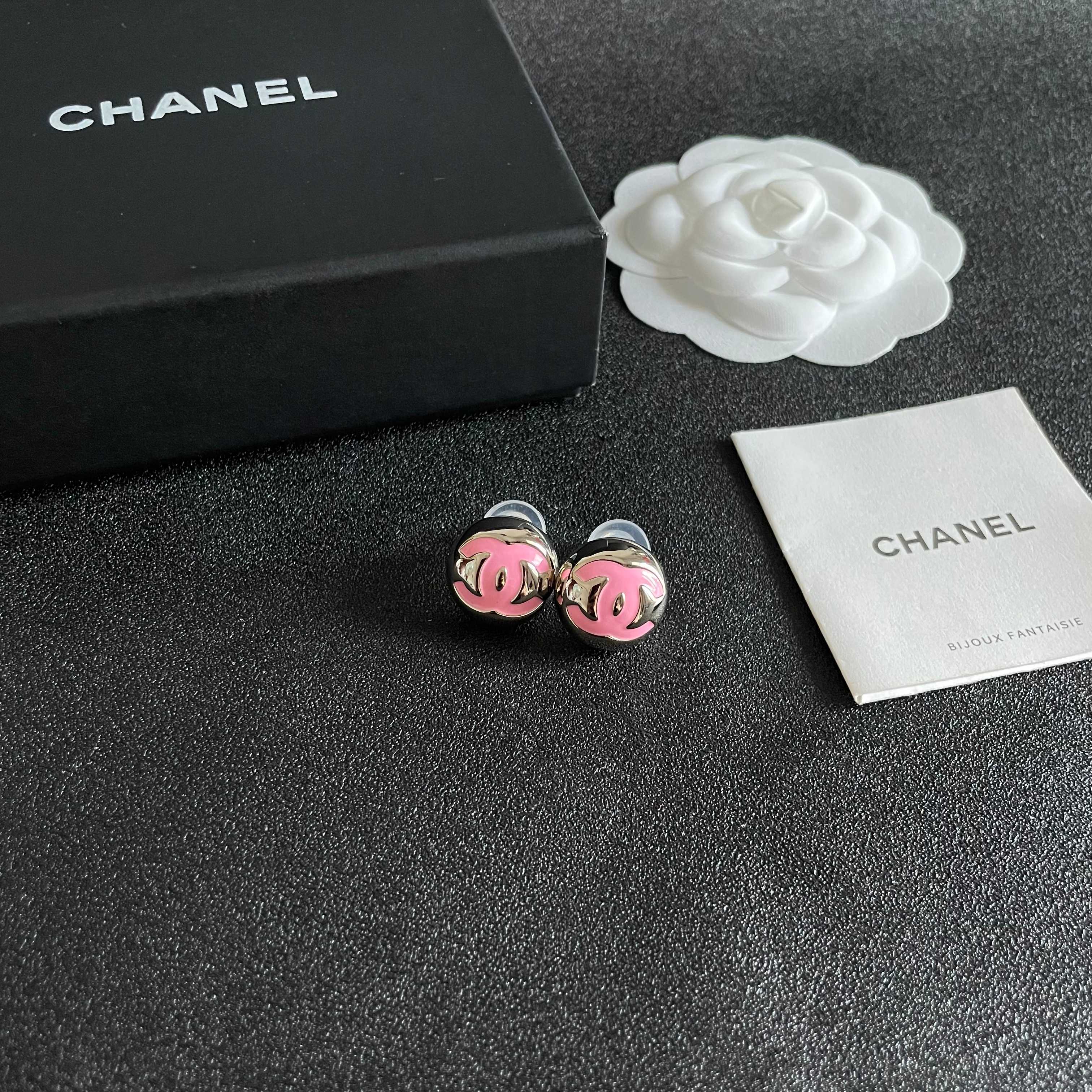 Chanel 샤넬 레터 이어링 귀걸이