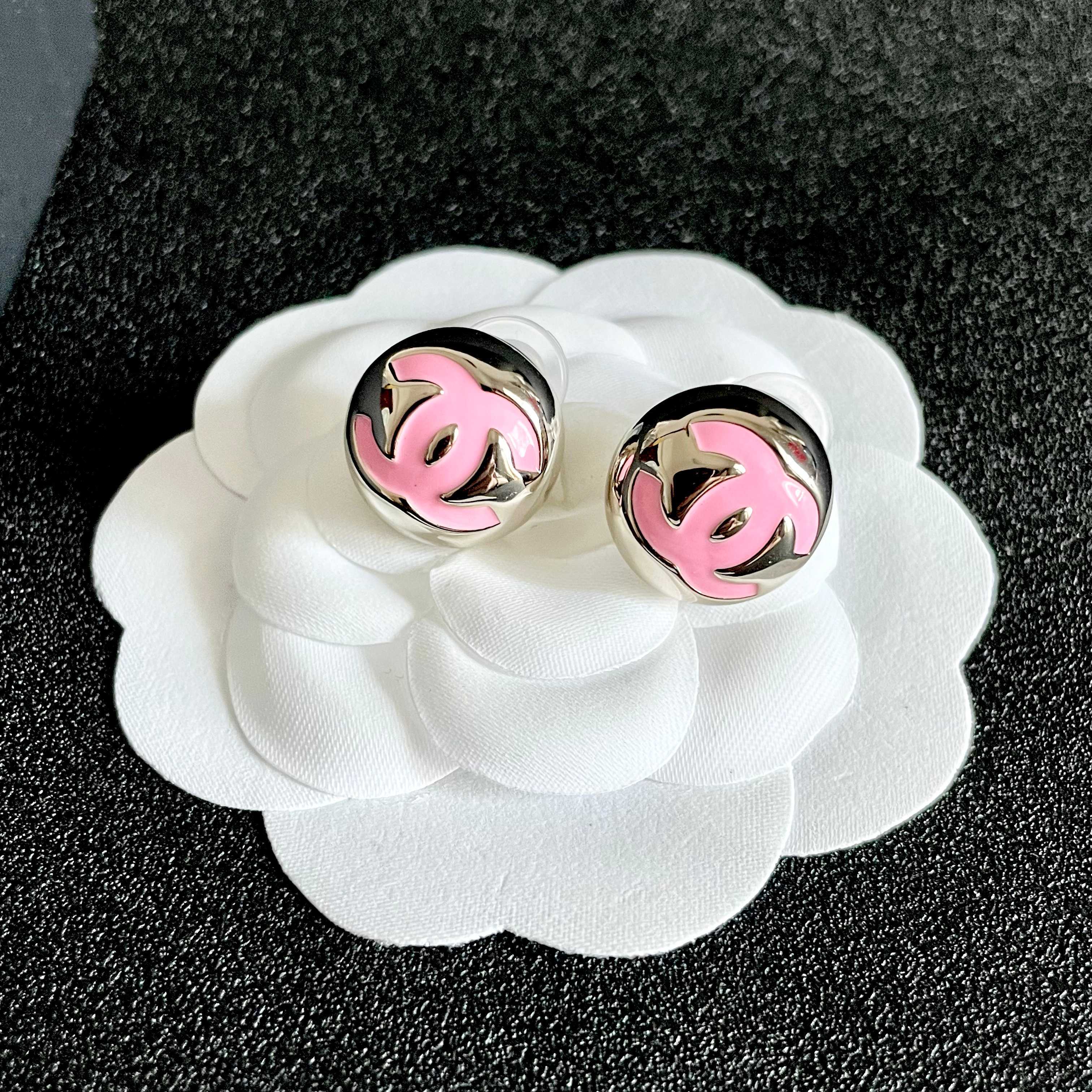 Chanel 샤넬 레터 이어링 귀걸이