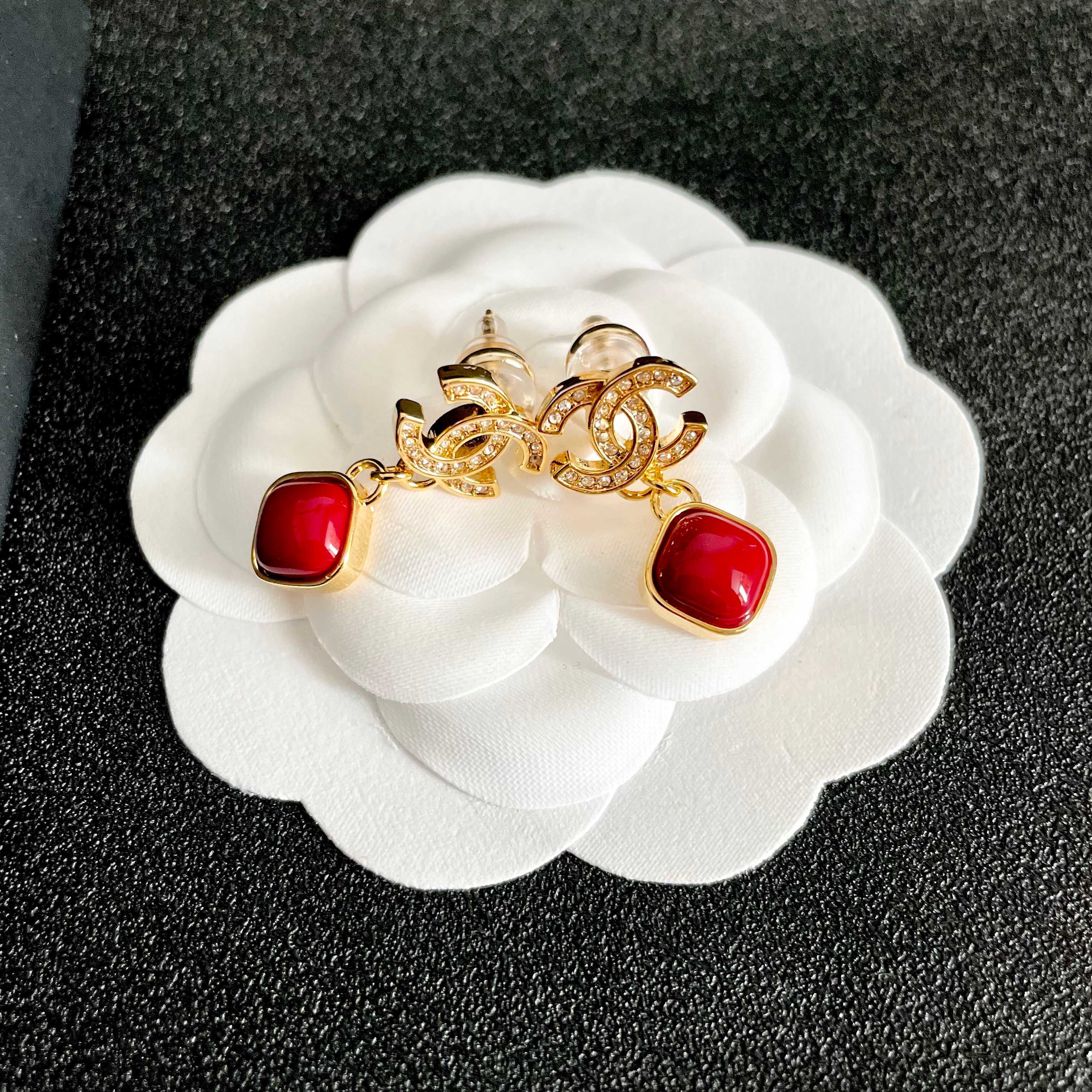 Chanel 샤넬 레터 이어링 귀걸이