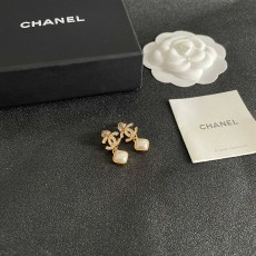 Chanel 샤넬 레터 이어링 귀걸이