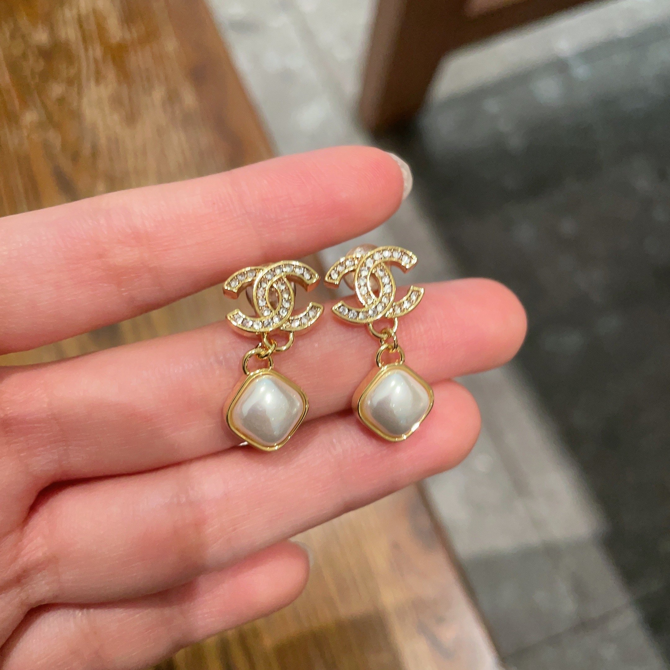Chanel 샤넬 레터 이어링 귀걸이