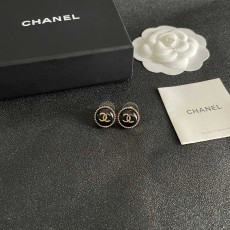 Chanel 샤넬 레터 이어링 귀걸이