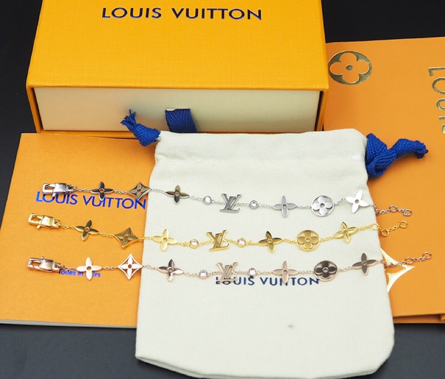 Louis Vuitton LV 루이비통 알파벳 모노그램 팔찌