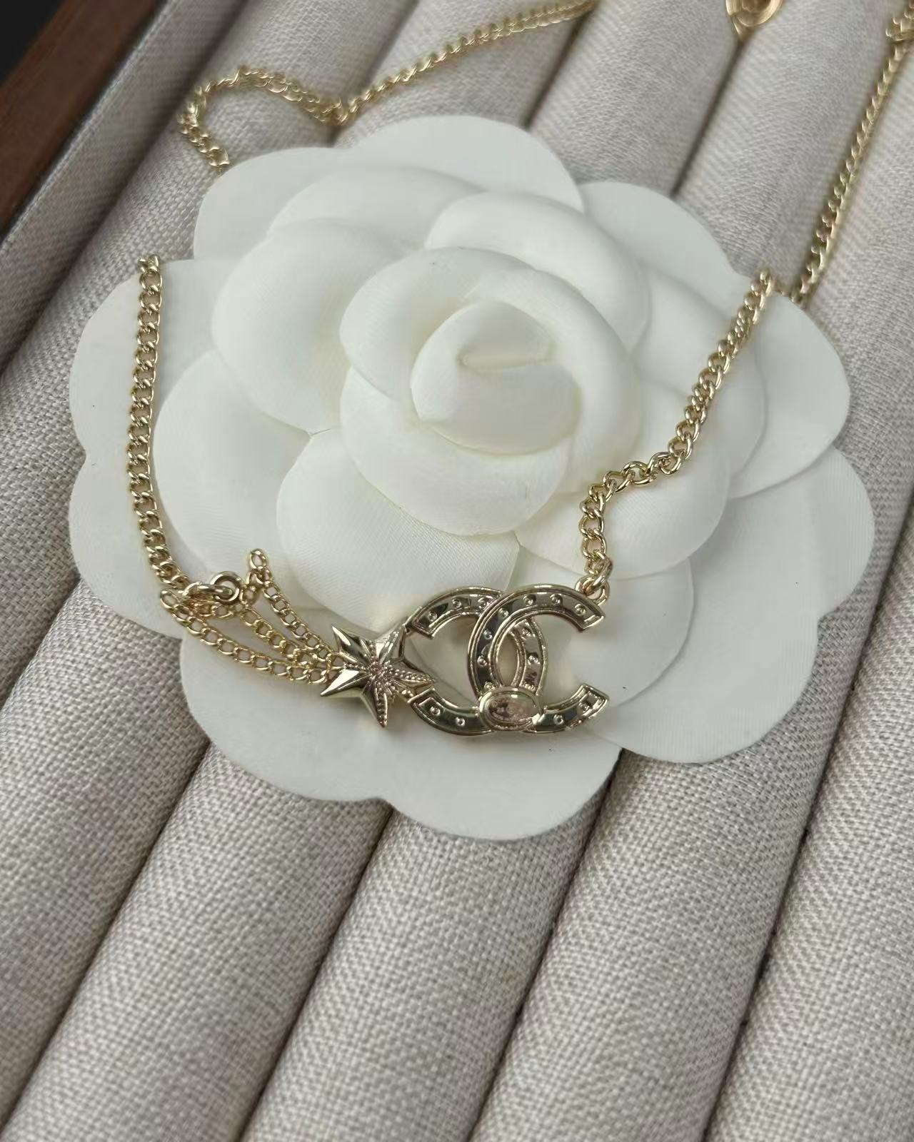 Chanel 샤넬 더블 C 큐빅 스타 펜던트 네크리스 목걸이