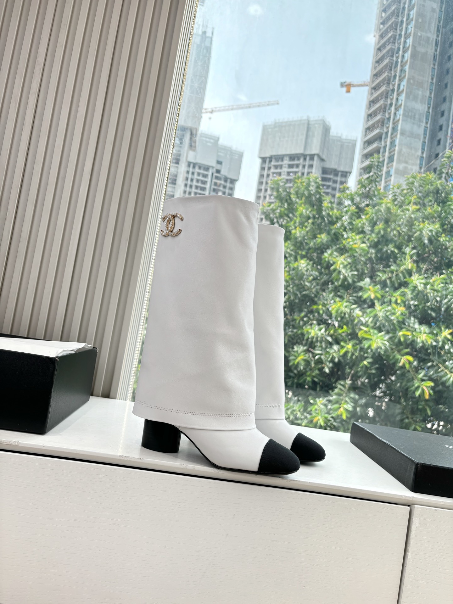 CHANEL 샤넬 로고 라이더 부츠 신발