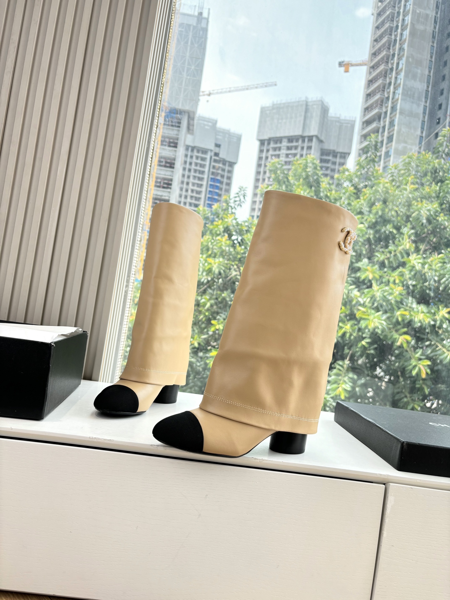 CHANEL 샤넬 로고 라이더 부츠 신발