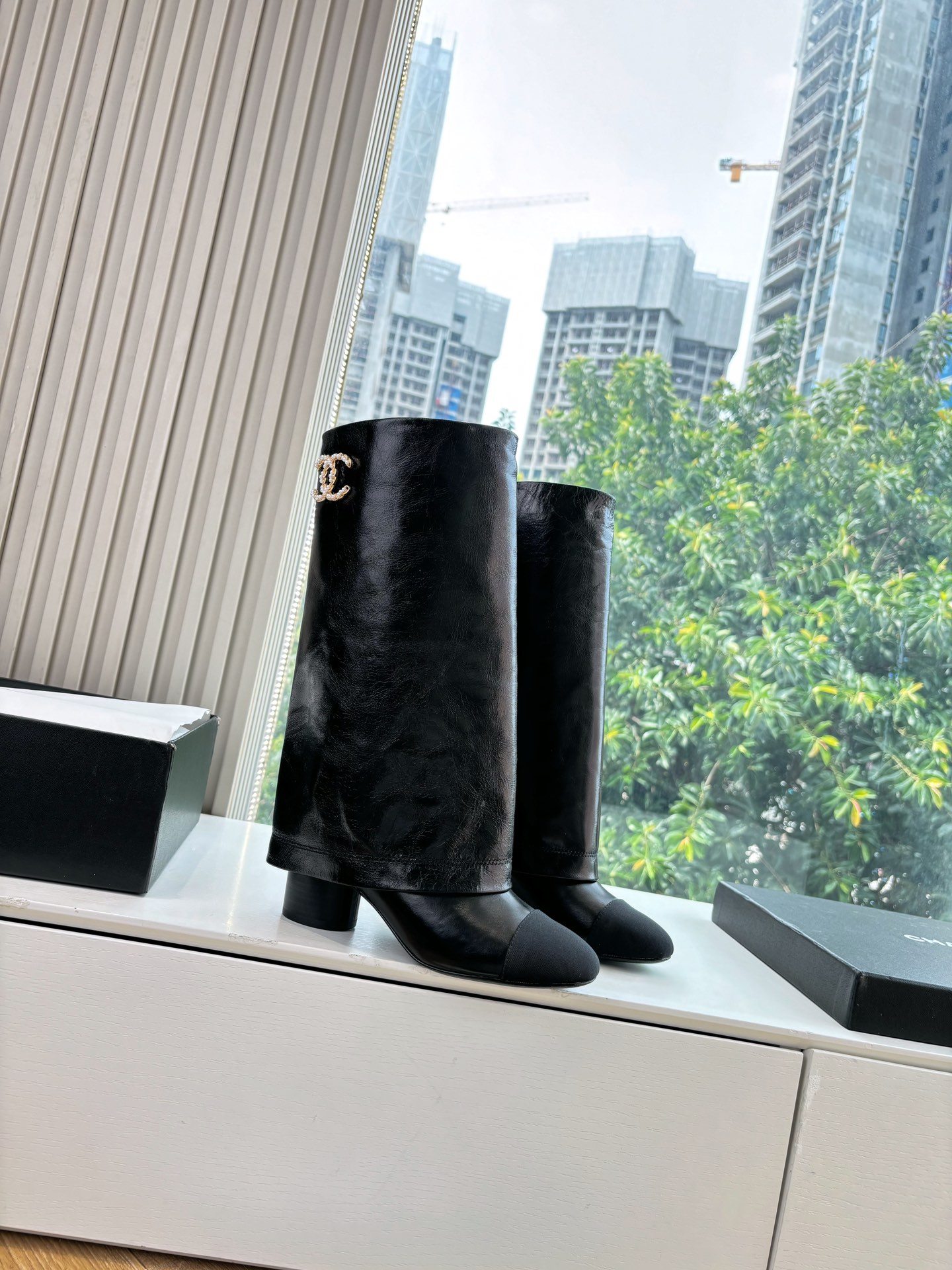 CHANEL 샤넬 로고 라이더 부츠 신발
