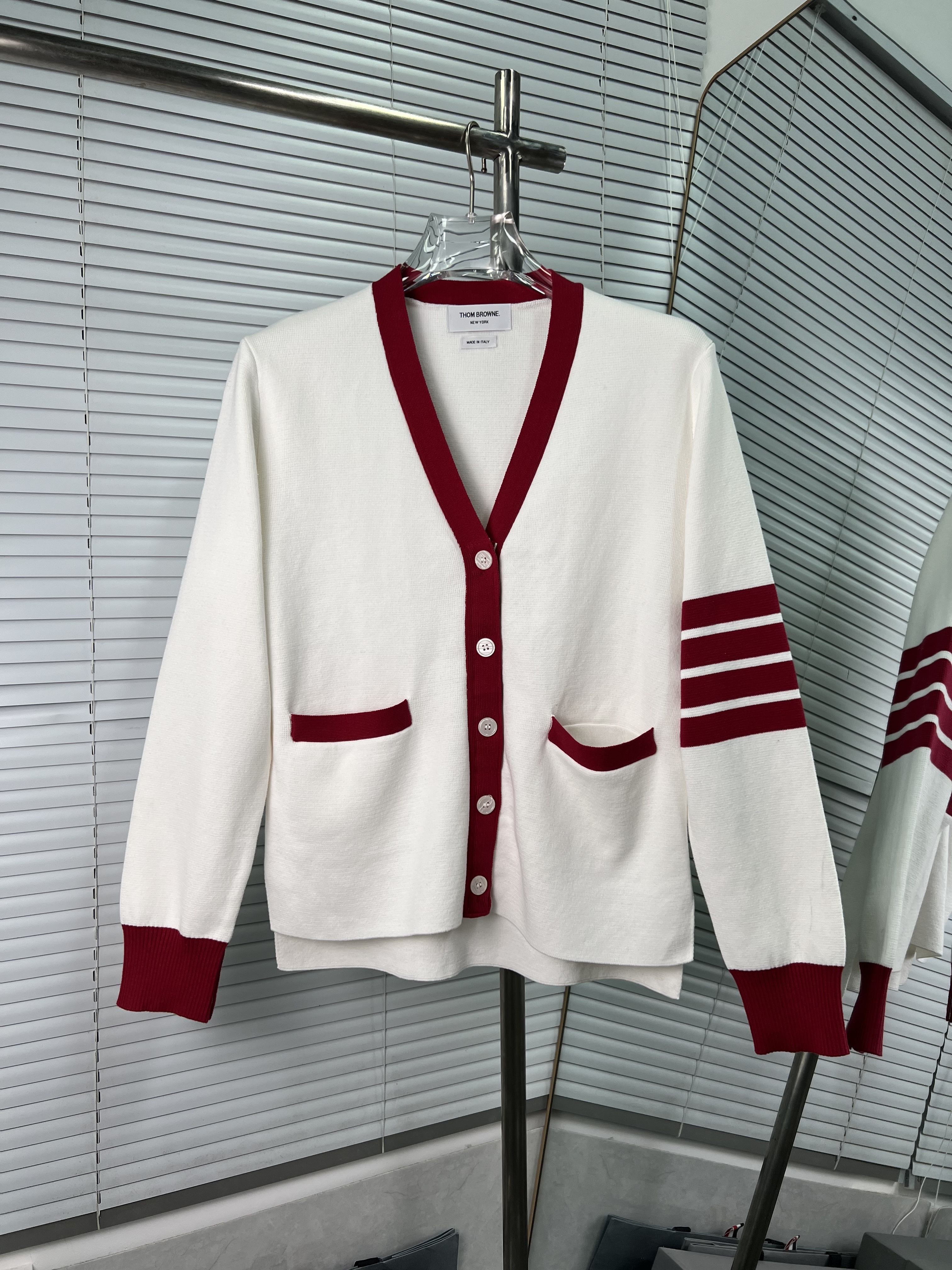 Thom Browne 배색 사선 네 줄 울 가디건 의류