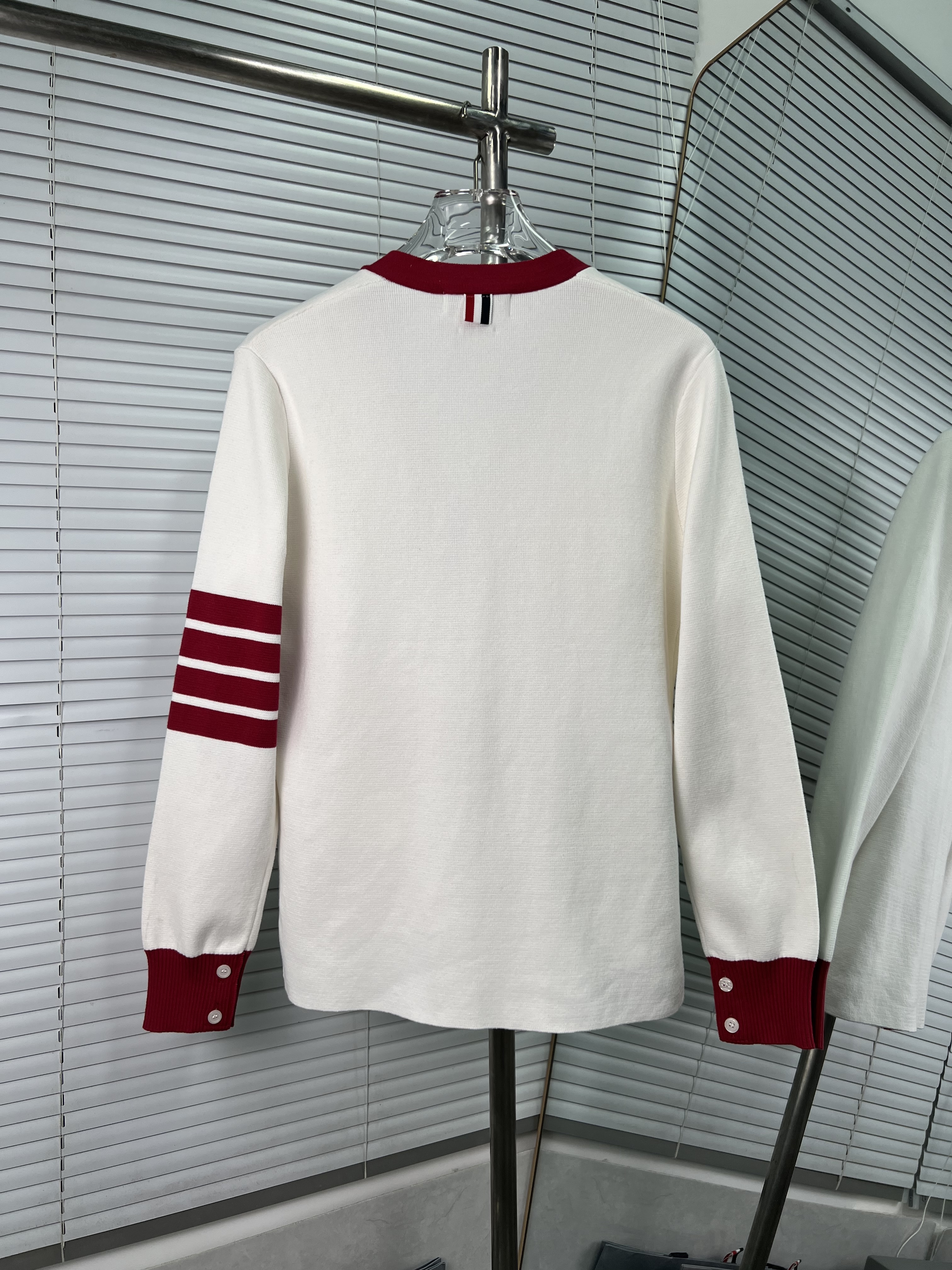 Thom Browne 배색 사선 네 줄 울 가디건 의류