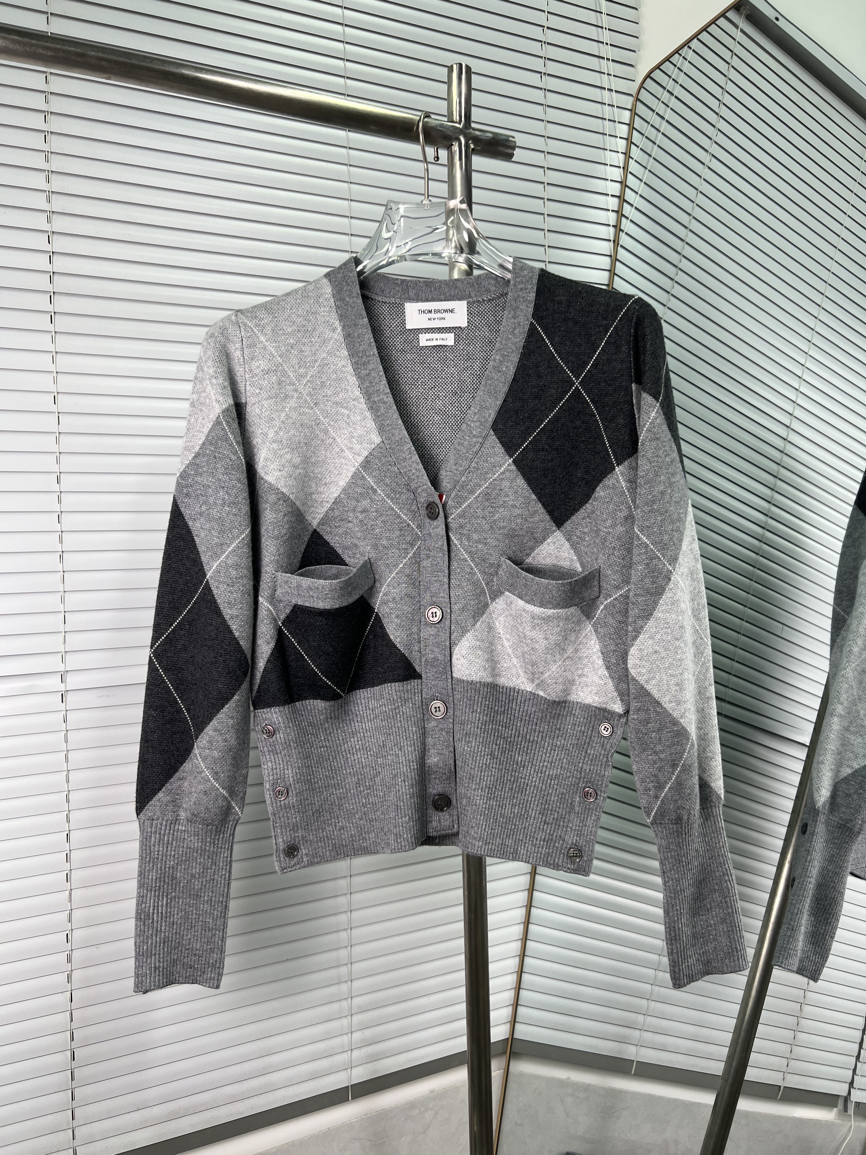 Thom Browne 톰브라운 아가일 체크 배색 울 가디건 의류