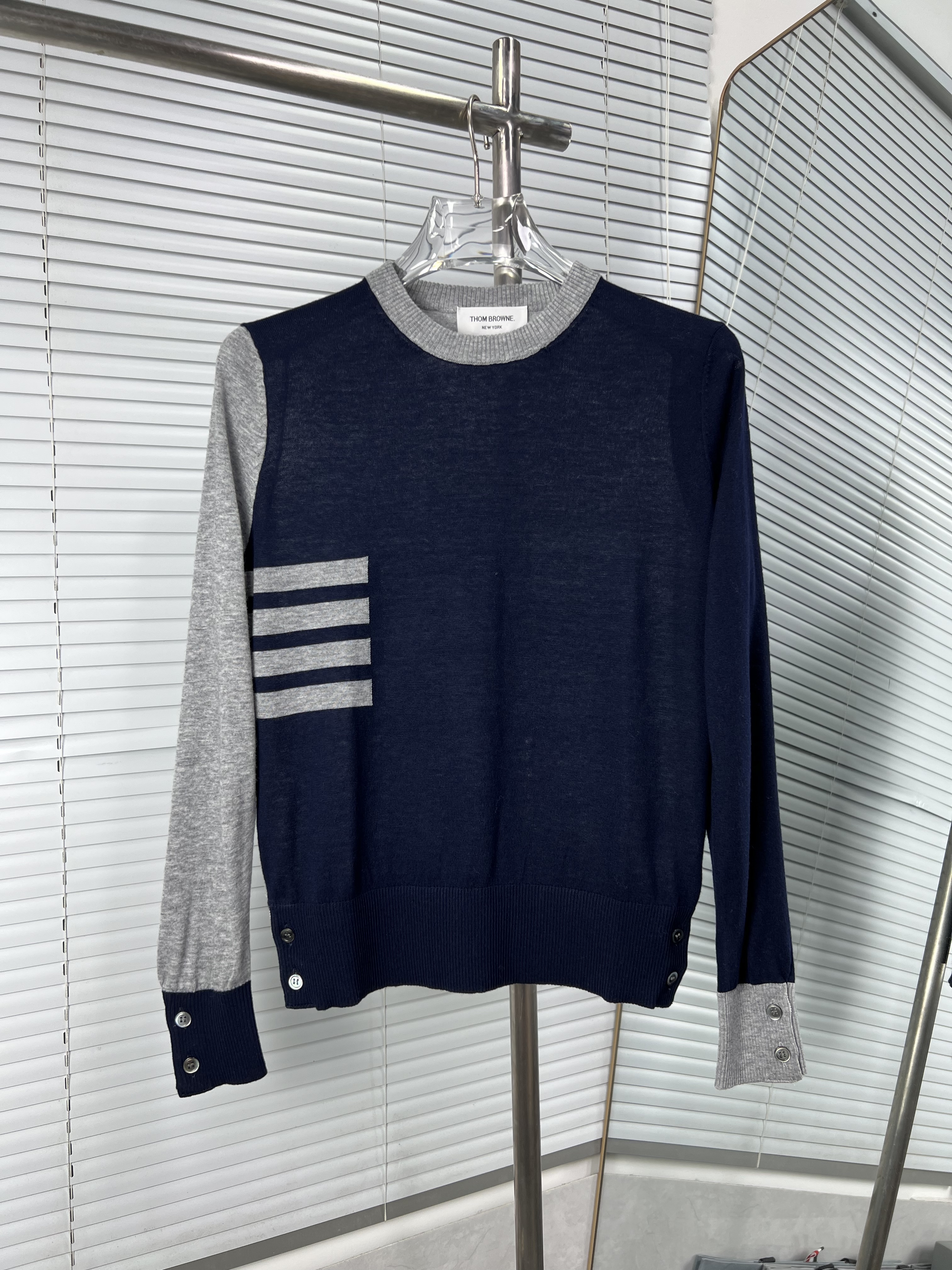 Thom Browne 톰브라운 사이드 사선 포인트 컬러 니트 의류