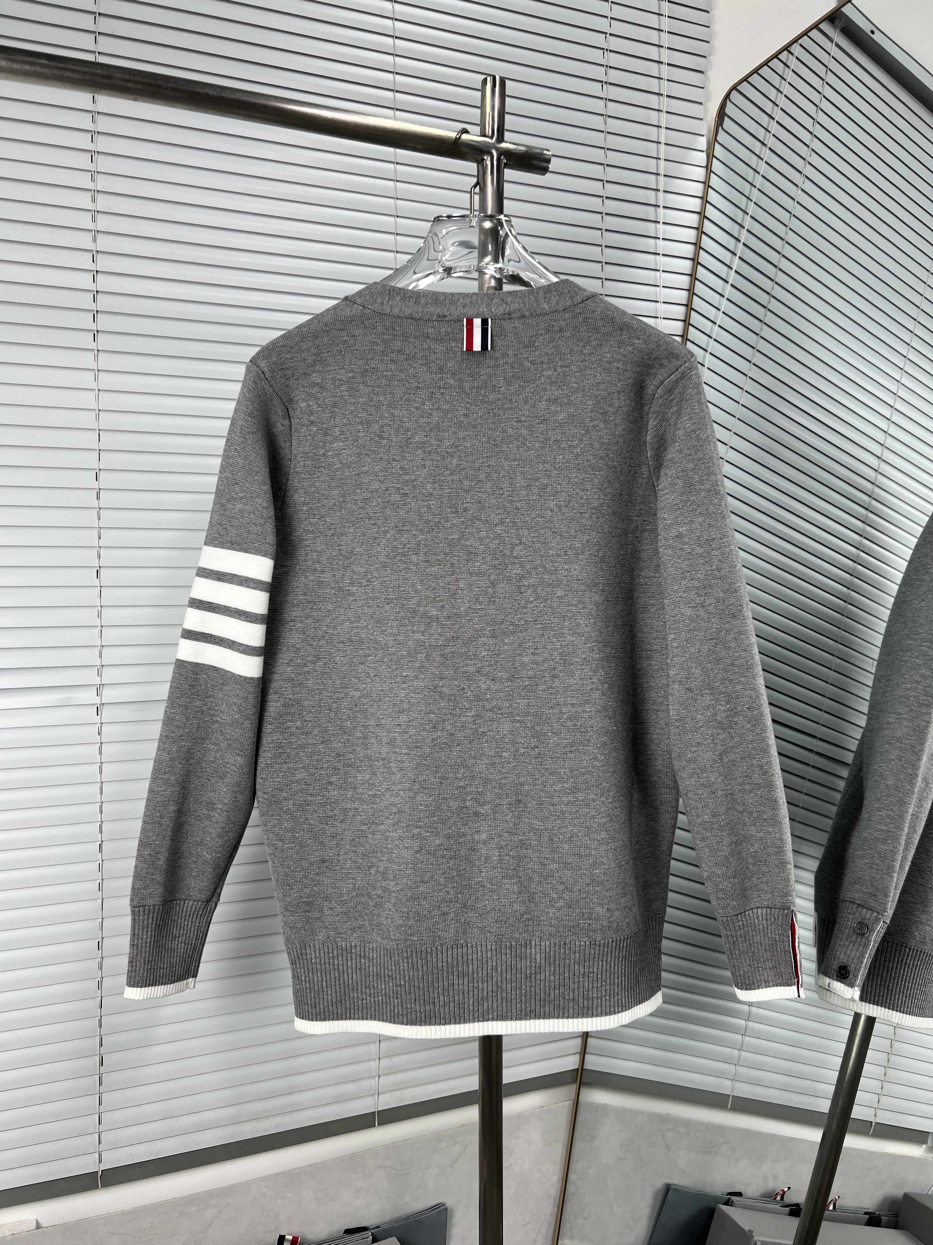 Thom Browne 톰브라운 가디건 의류