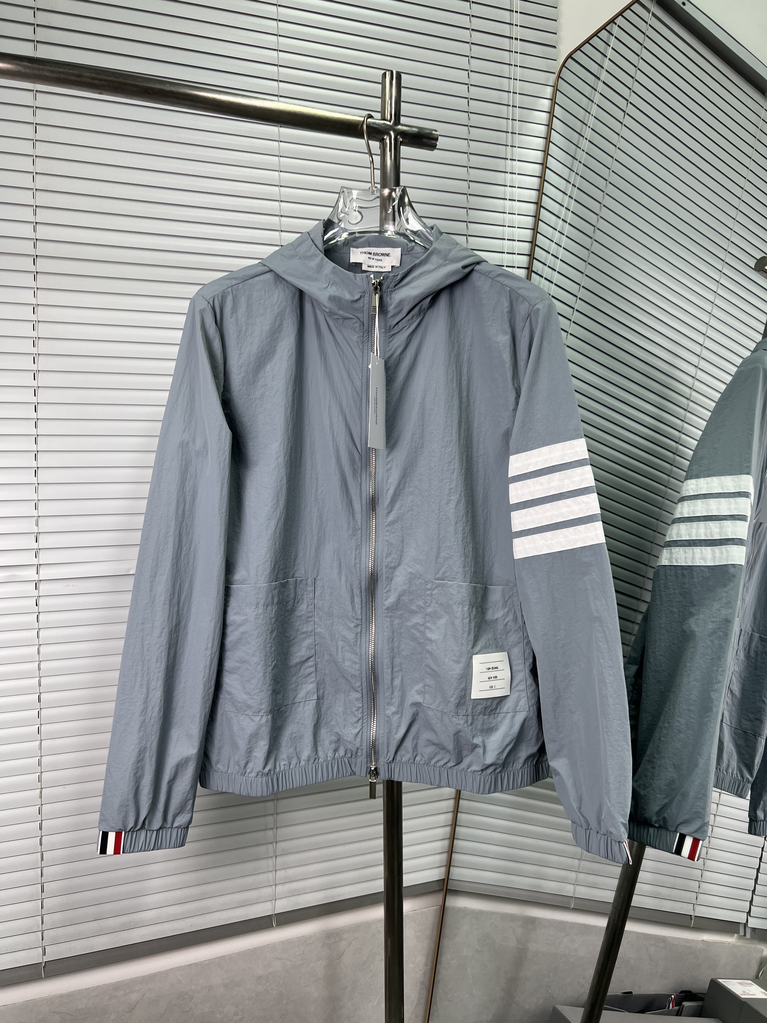 Thom Browne TB 톰브라운 바람막이 아우터 재킷 의류