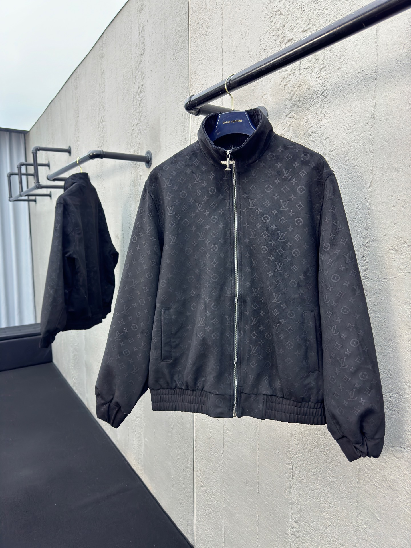 LV 루이비통 모노그램 올오버 자카드 플라이트 재킷 의류