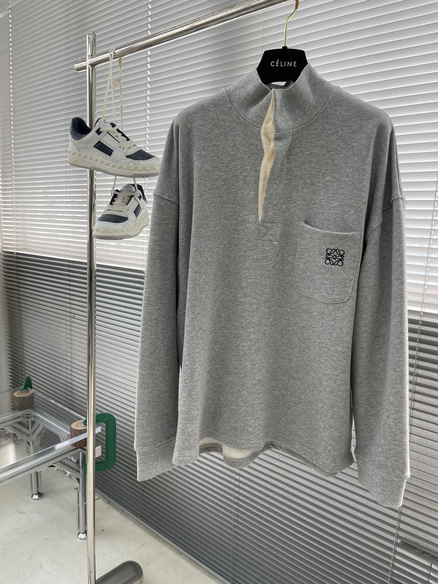 Loewe 로에베 테이프 자수 폴로 맨투맨 의류