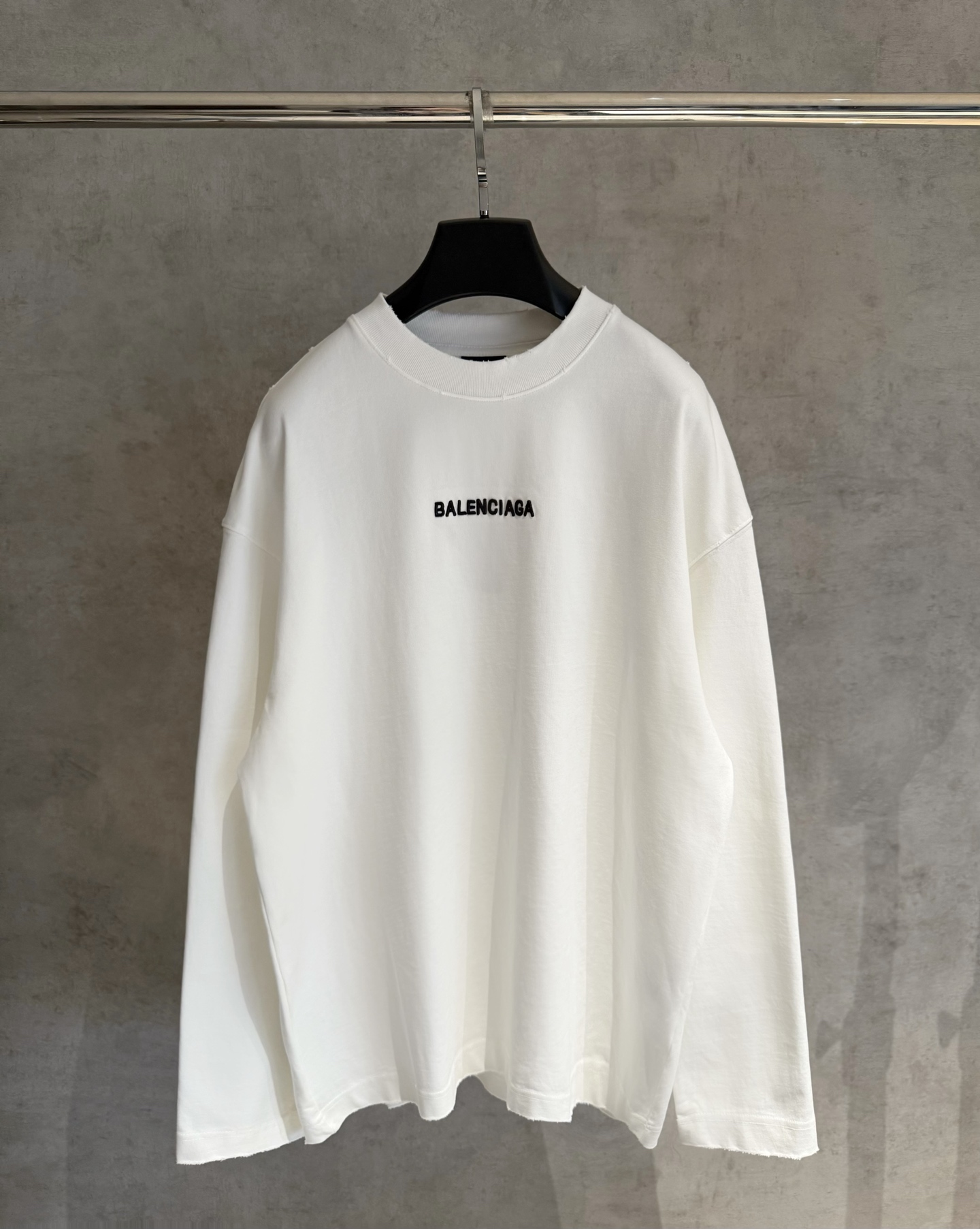 Balenciaga 발렌시아가 자수 긴팔 티셔츠 의류