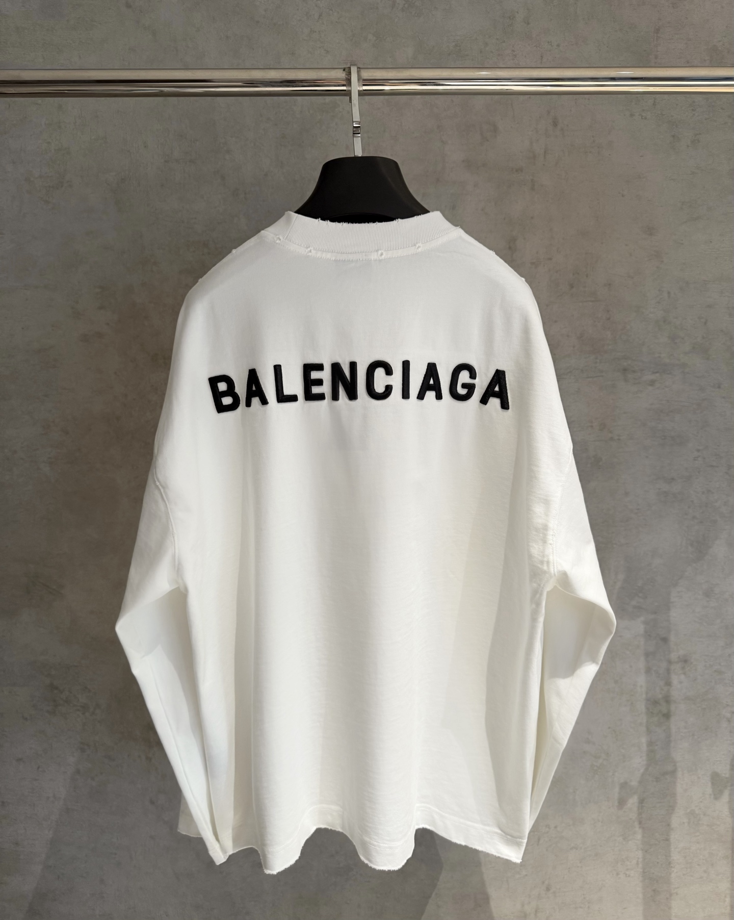 Balenciaga 발렌시아가 자수 긴팔 티셔츠 의류