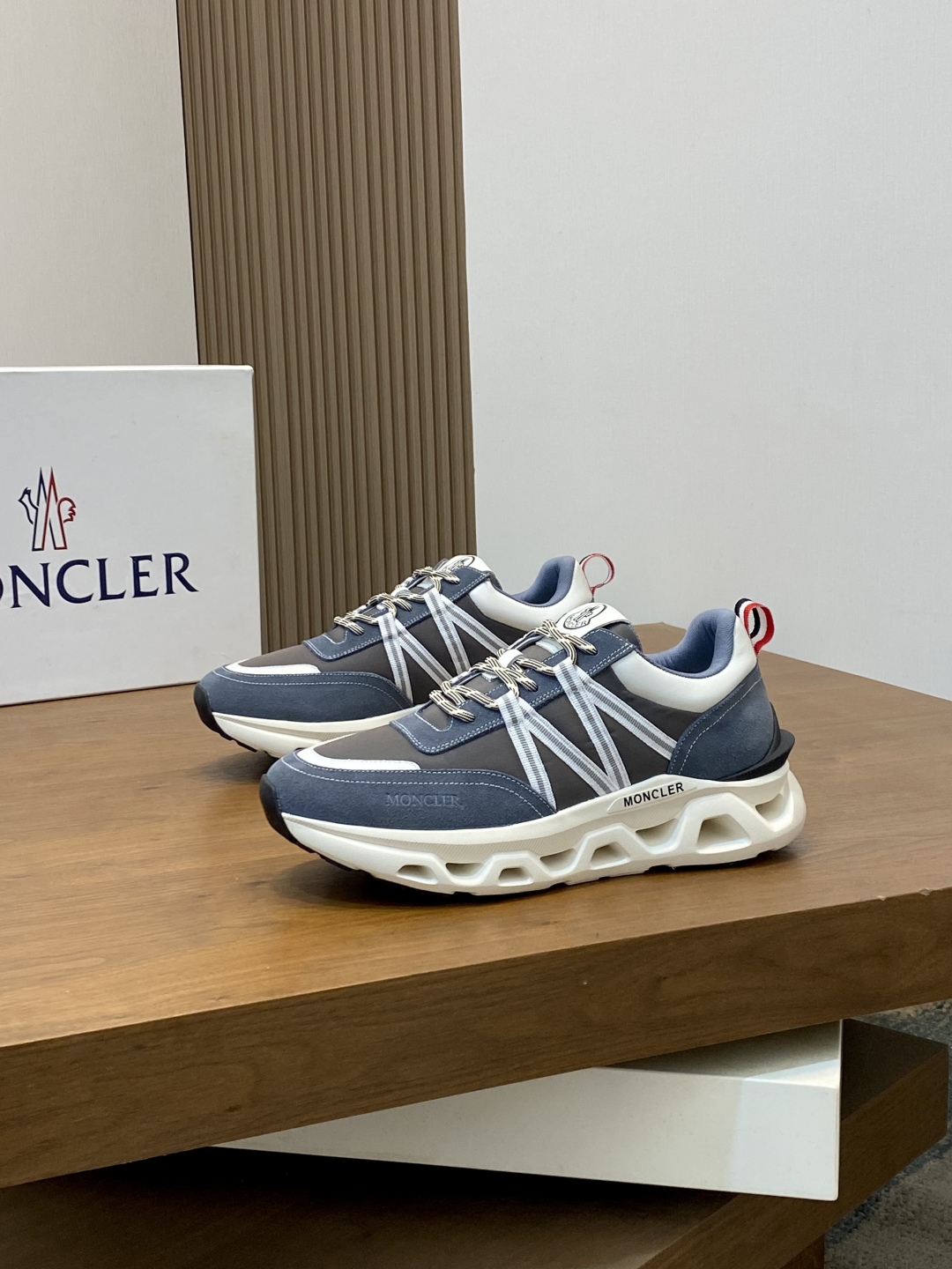 Moncler 몽클레르 몽클레어 스니커즈 신발