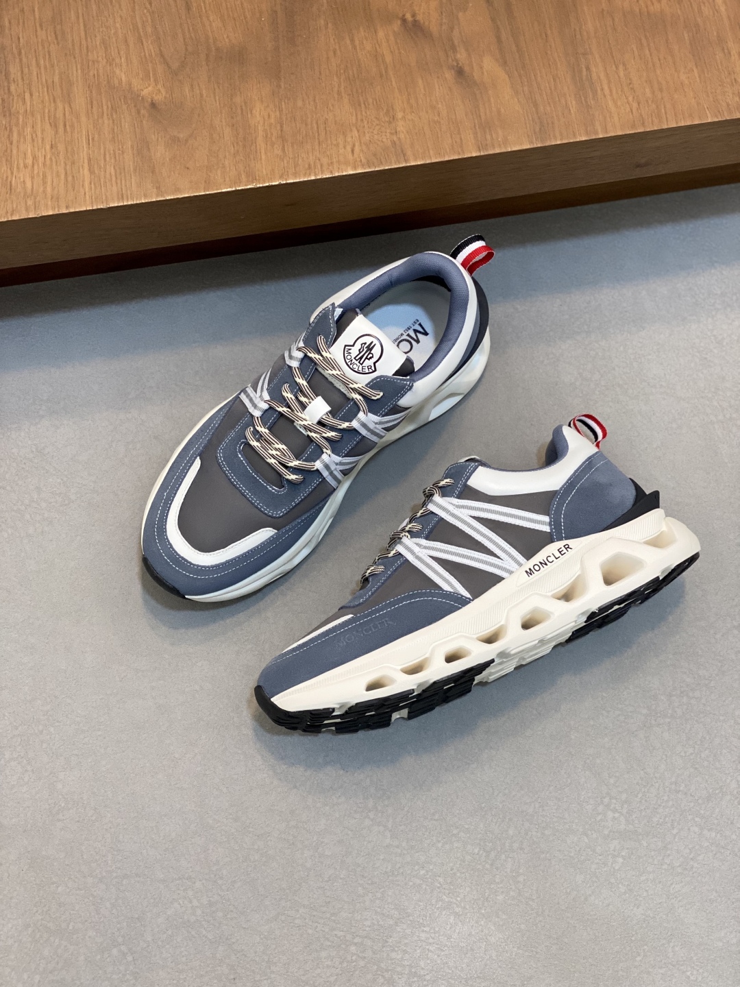 Moncler 몽클레르 몽클레어 스니커즈 신발