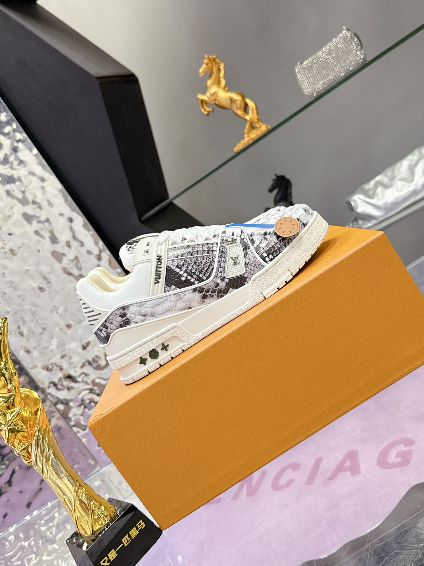 LV Trainer Maxi 루이비통 운동화 트레이너 맥시 스니커즈 신발