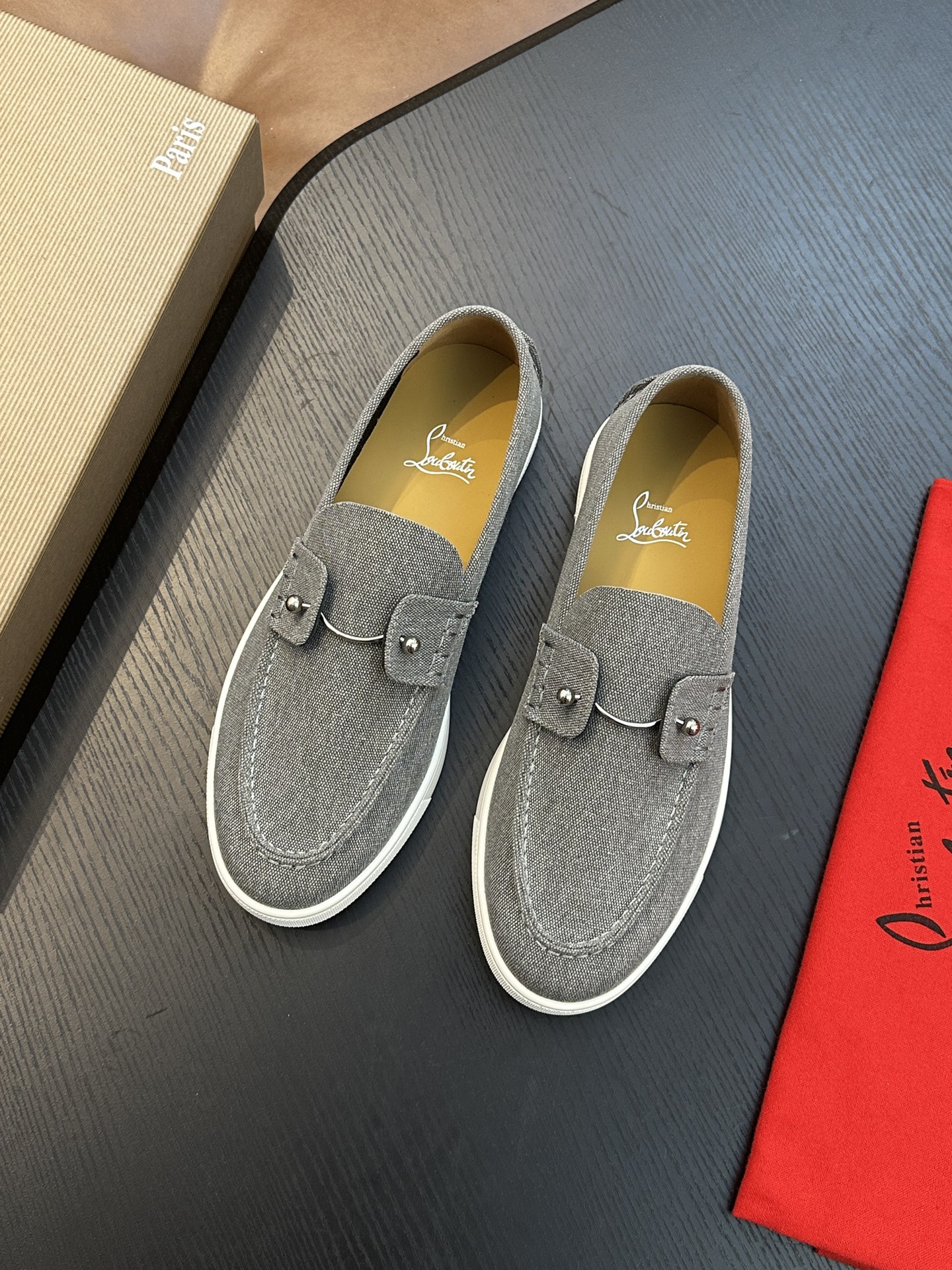 Christian Louboutin 크리스찬 루부탱 수제 로퍼 신발