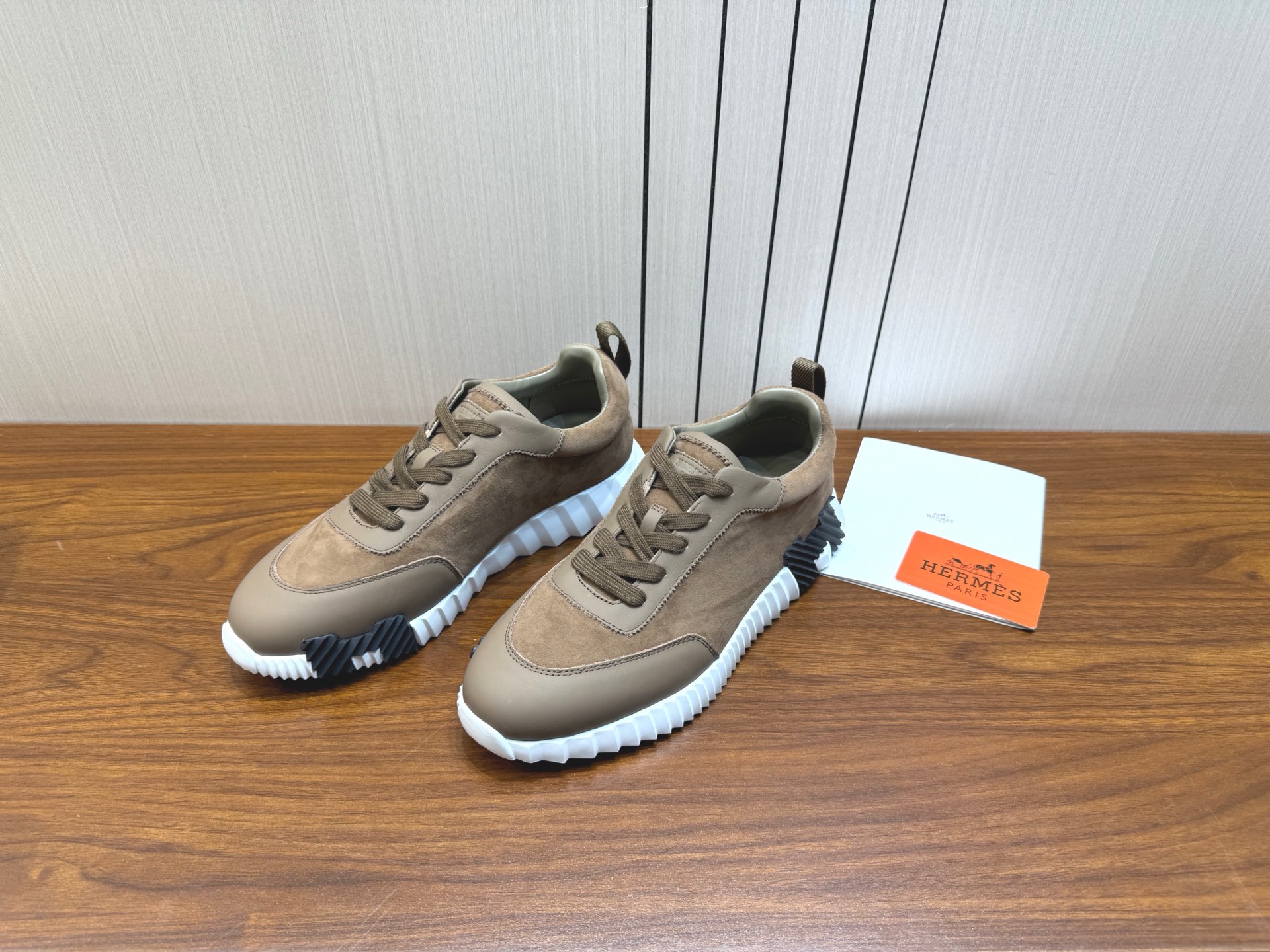 Hermes 에르메스 커플 스니커즈 신발