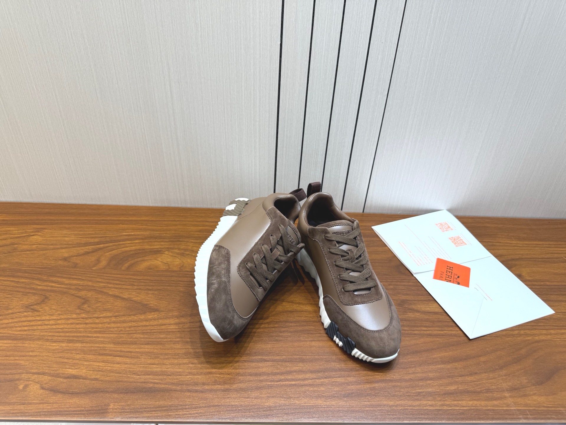 Hermes 에르메스 커플 스니커즈 신발