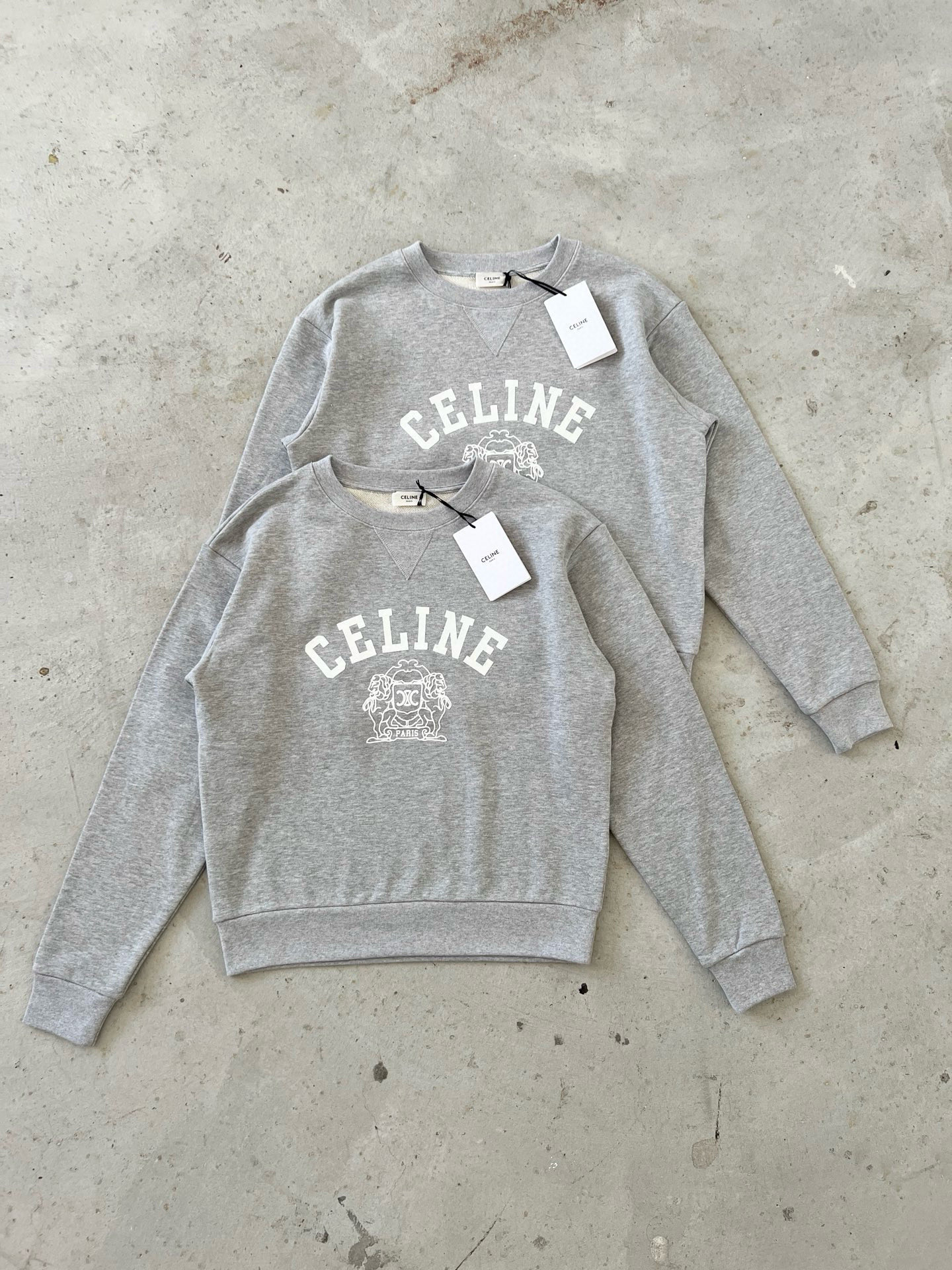 Celine 셀린느 여성 빈티지 로고 프린트 맨투맨 티셔츠 의류