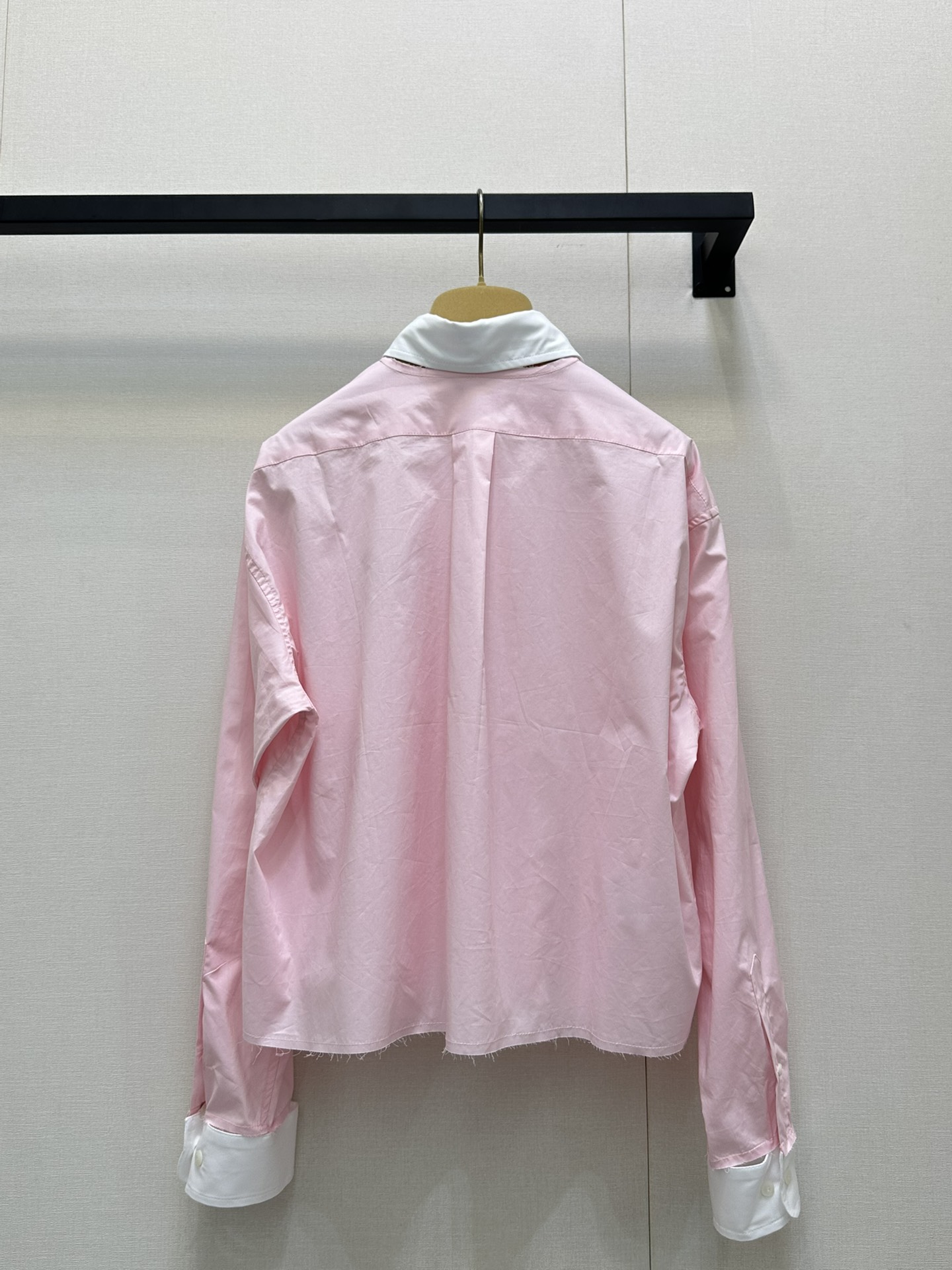 MiuMiu 미우미우 로고 자수 크롭 긴팔 셔츠 의류