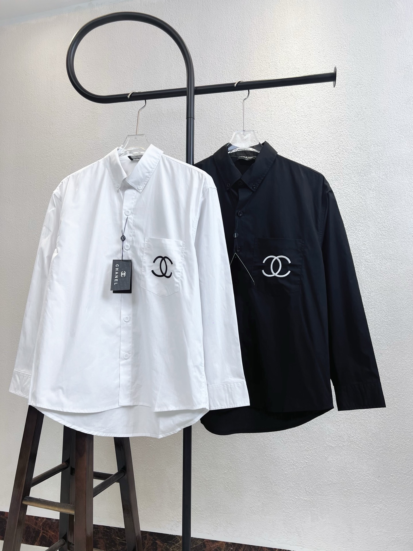 CHANEL 샤넬 포켓 로고 레터링 셔츠 의류