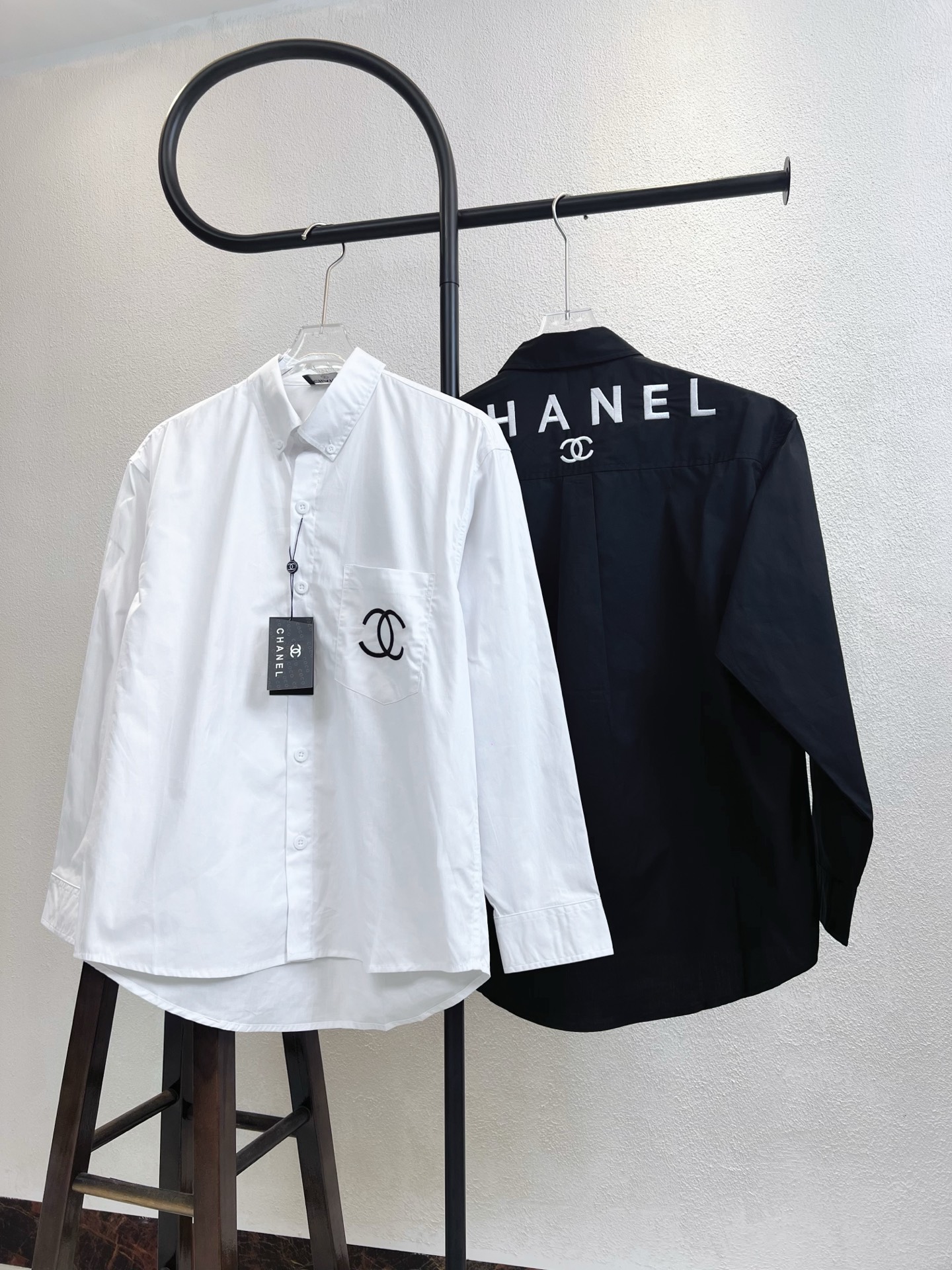 CHANEL 샤넬 포켓 로고 레터링 셔츠 의류