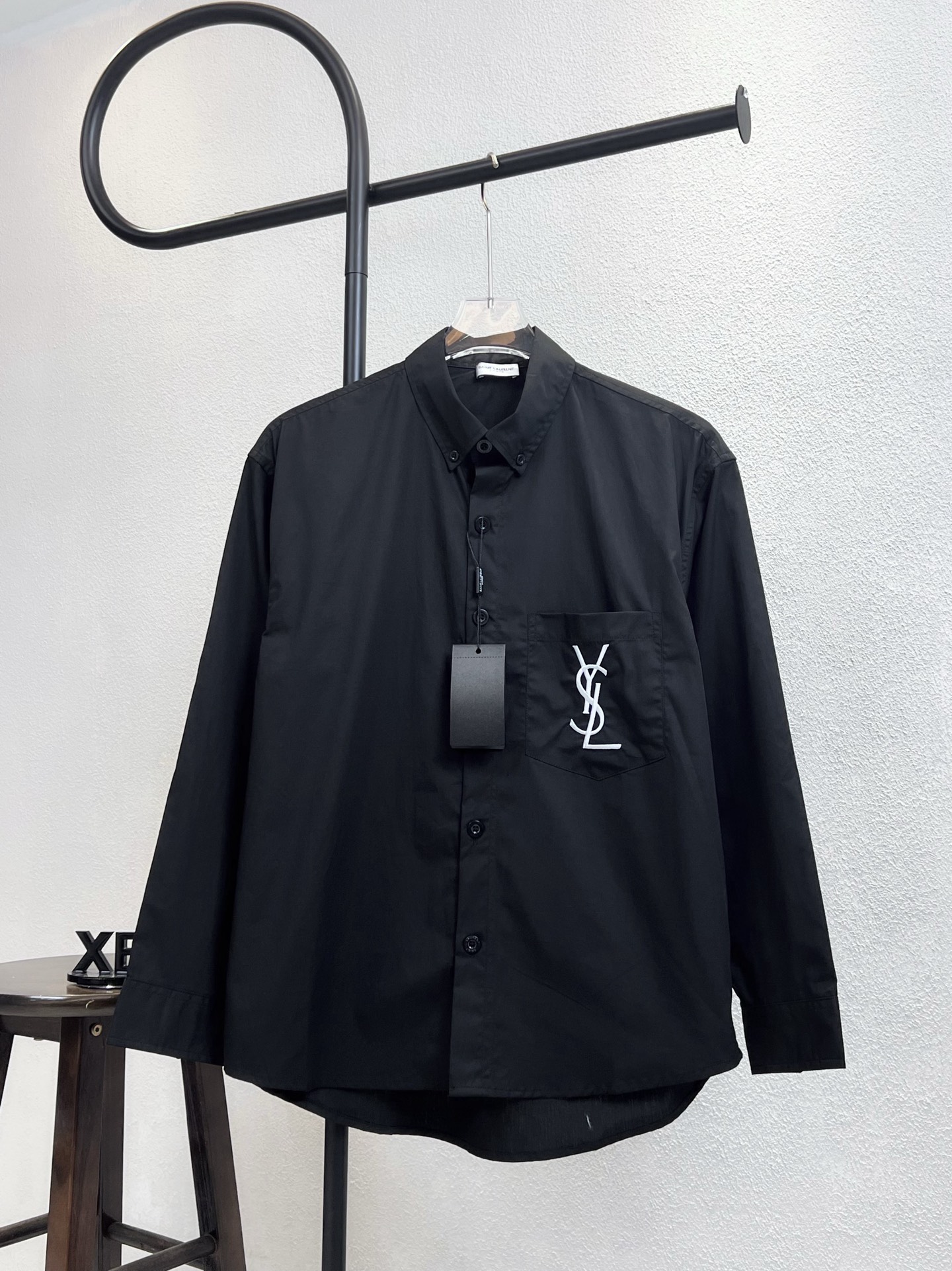 YSL 생로랑 포켓 로고 레터링 셔츠 의류