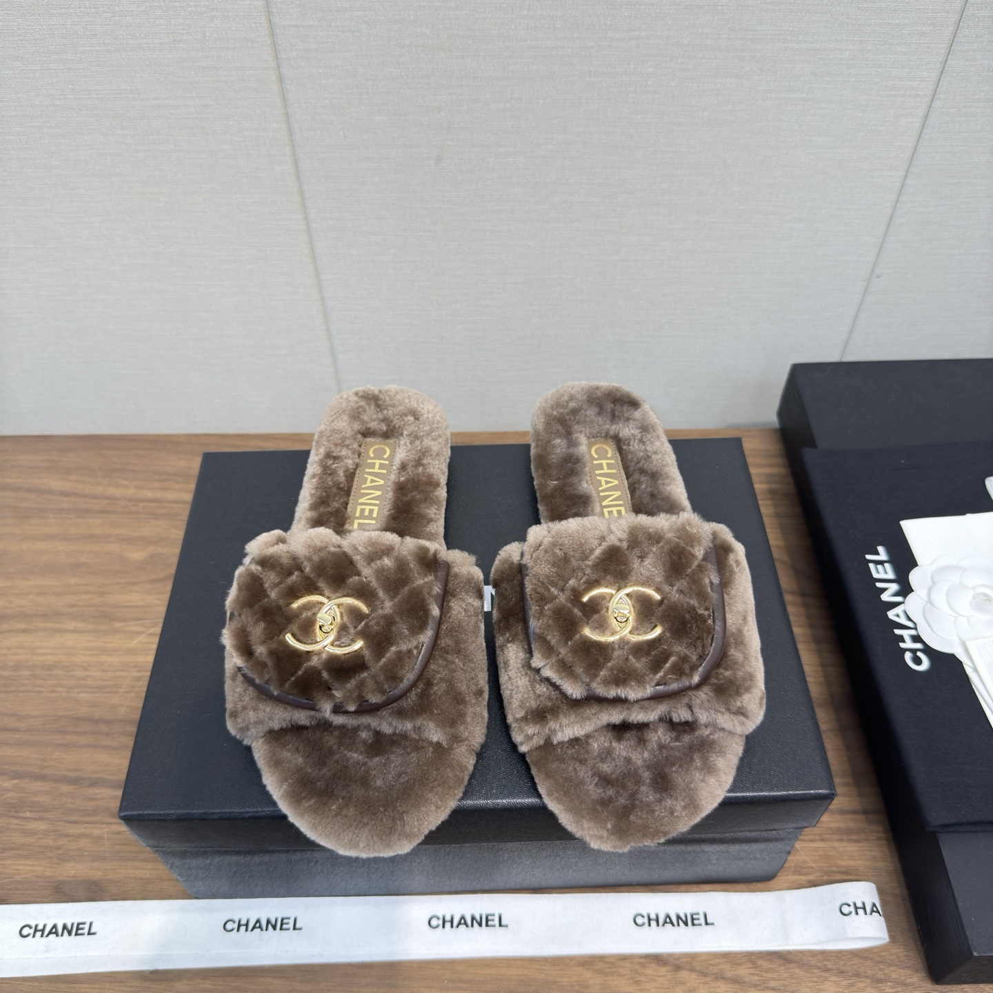 Chanel 샤넬 퍼 슬리퍼 신발