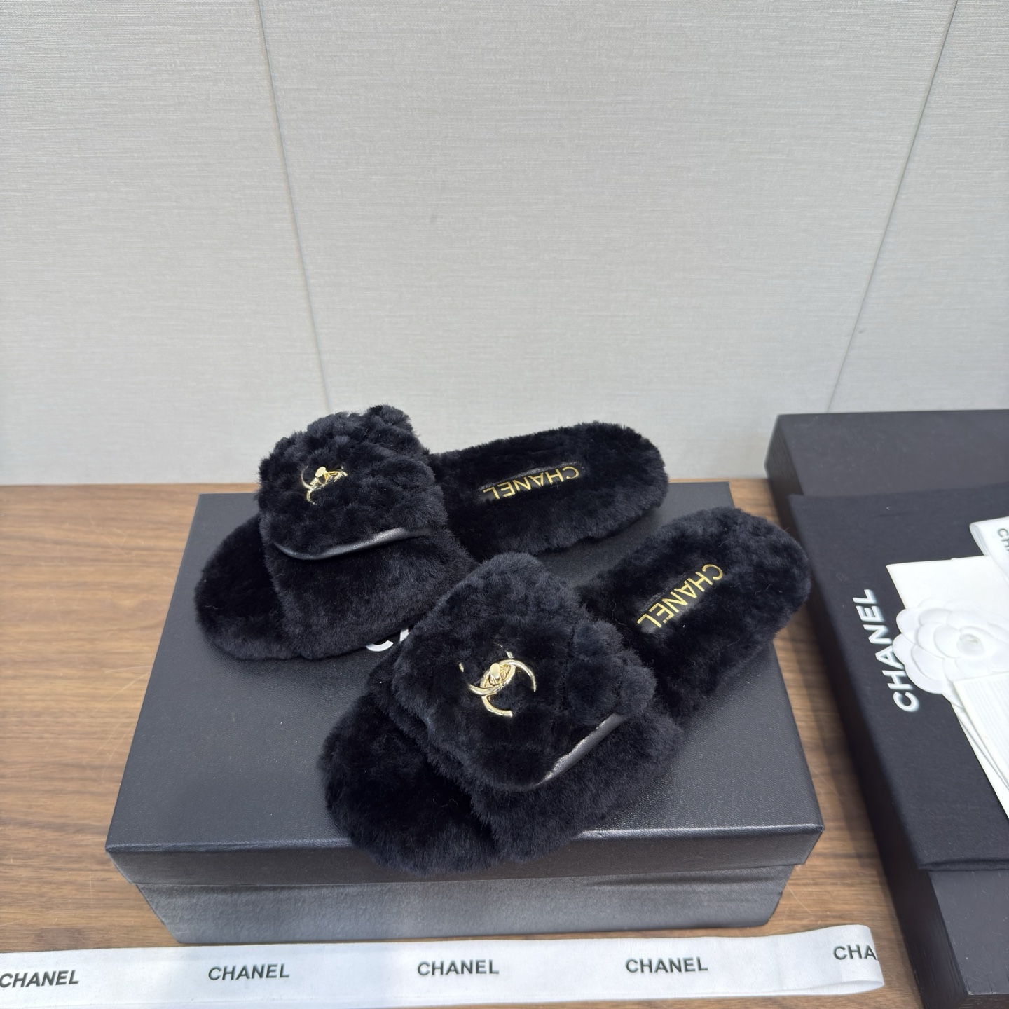 Chanel 샤넬 퍼 슬리퍼 신발