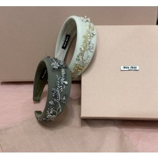 miumiu 미우미우 장식 머리띠 헤어밴드