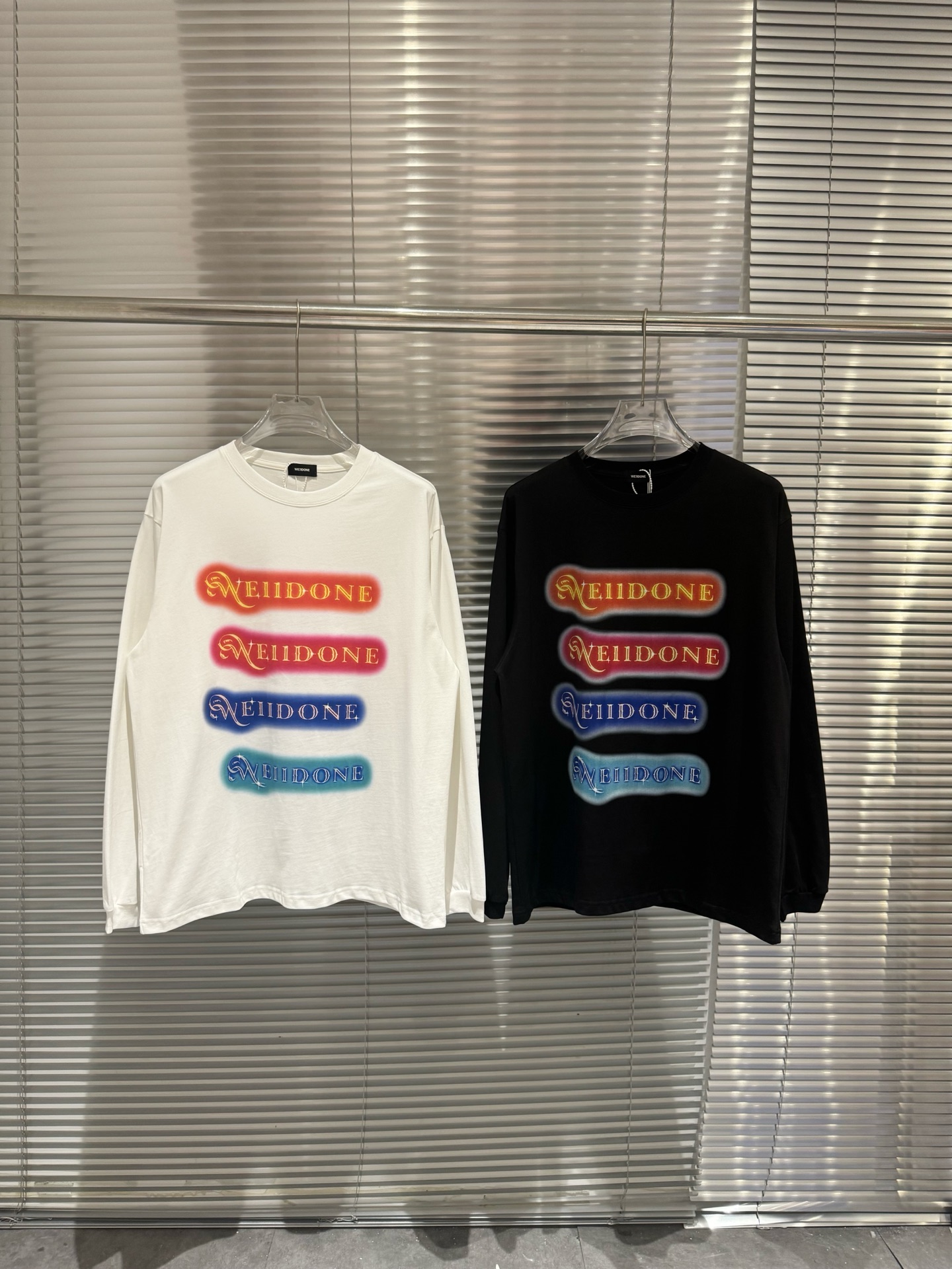 WE11DONE 웰던 네온 레터링 프린트 롱슬리브 긴팔 티셔츠 의류