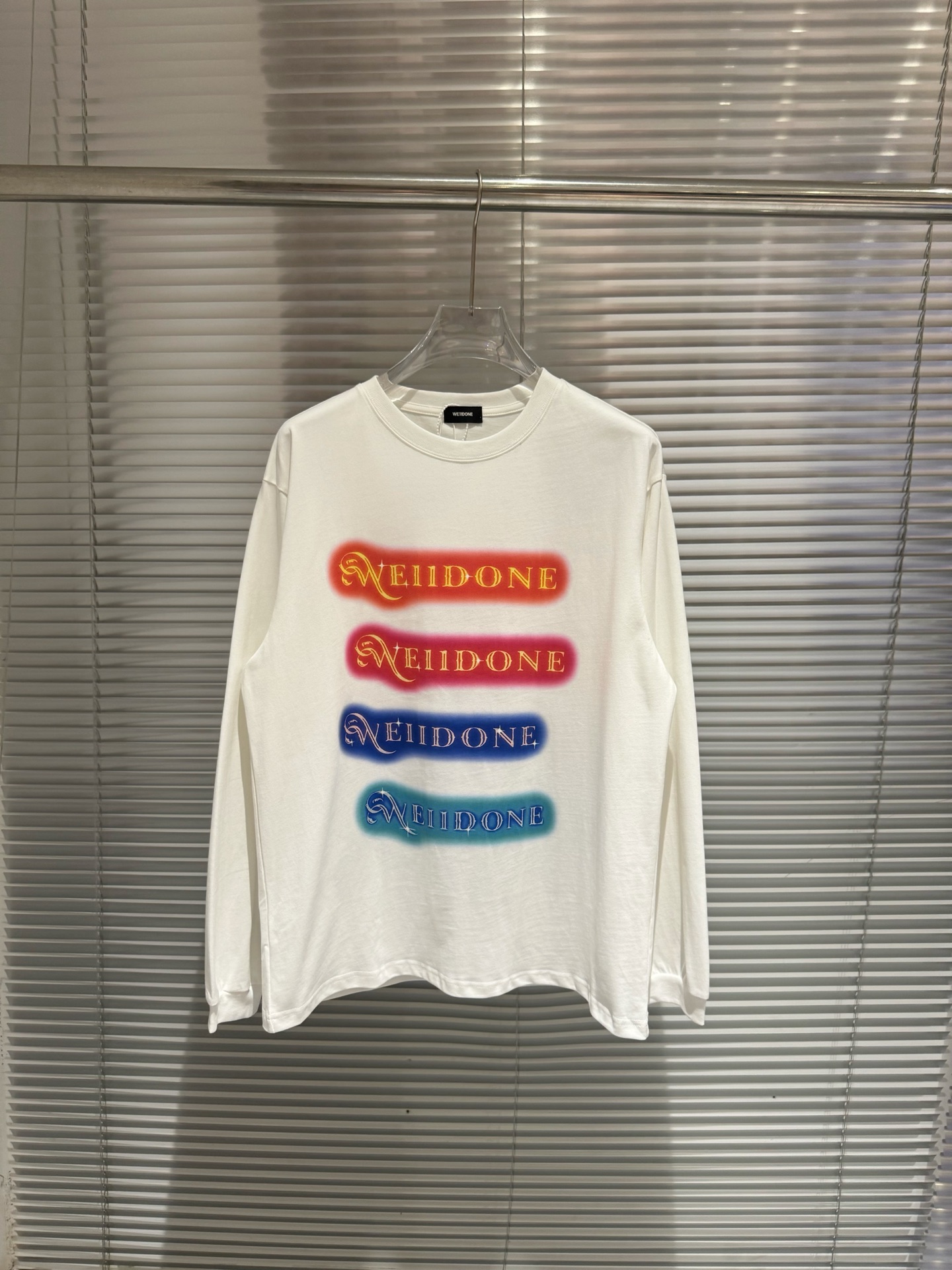WE11DONE 웰던 네온 레터링 프린트 롱슬리브 긴팔 티셔츠 의류