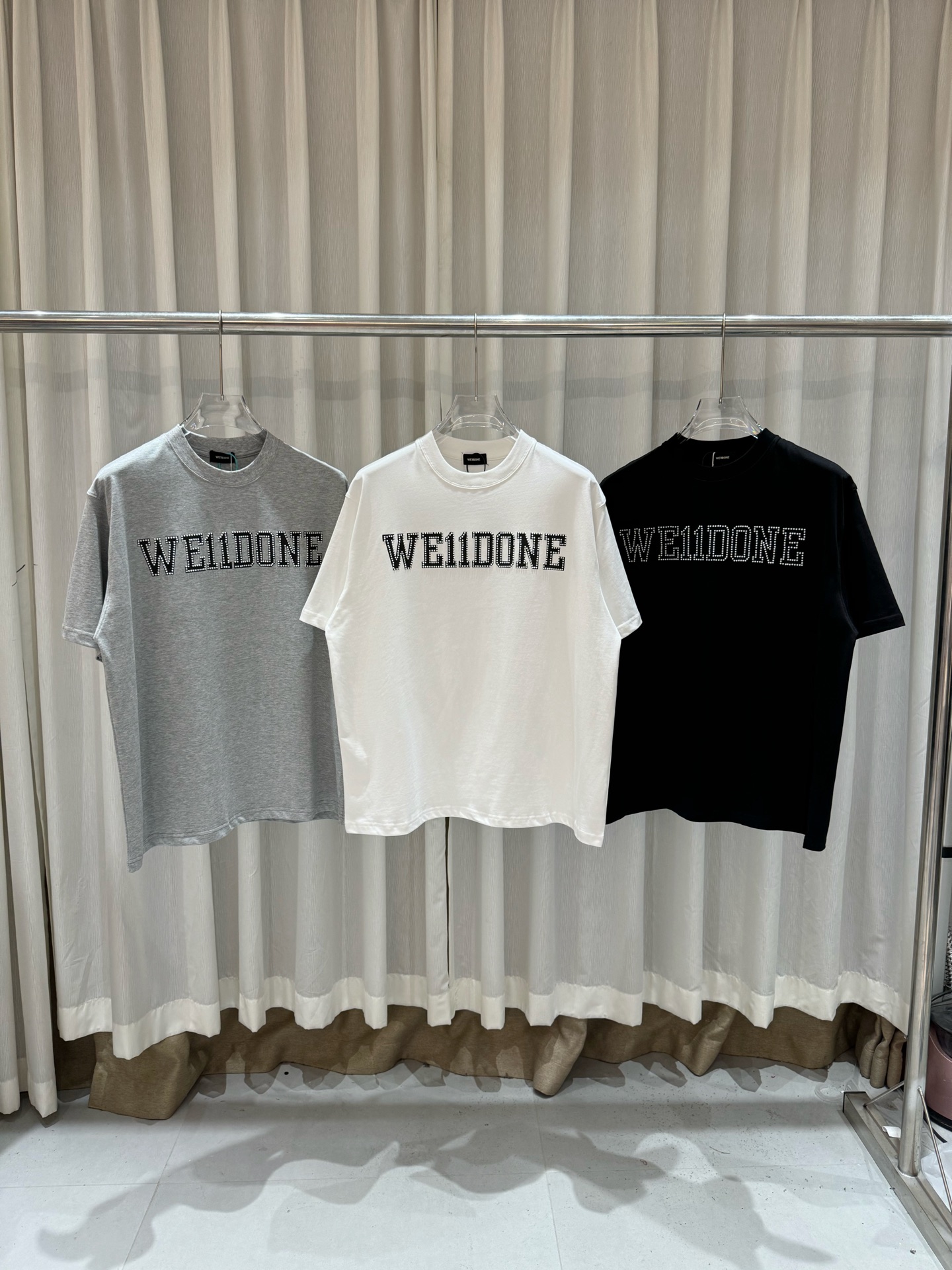WE11DONE Moon 웰던 진주 로고 그래픽 반팔 티셔츠 의류