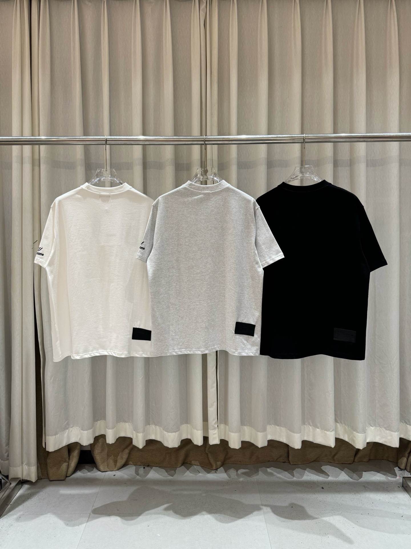 WE11DONE 웰던 C로고 자수 그래픽 반팔 티셔츠 의류