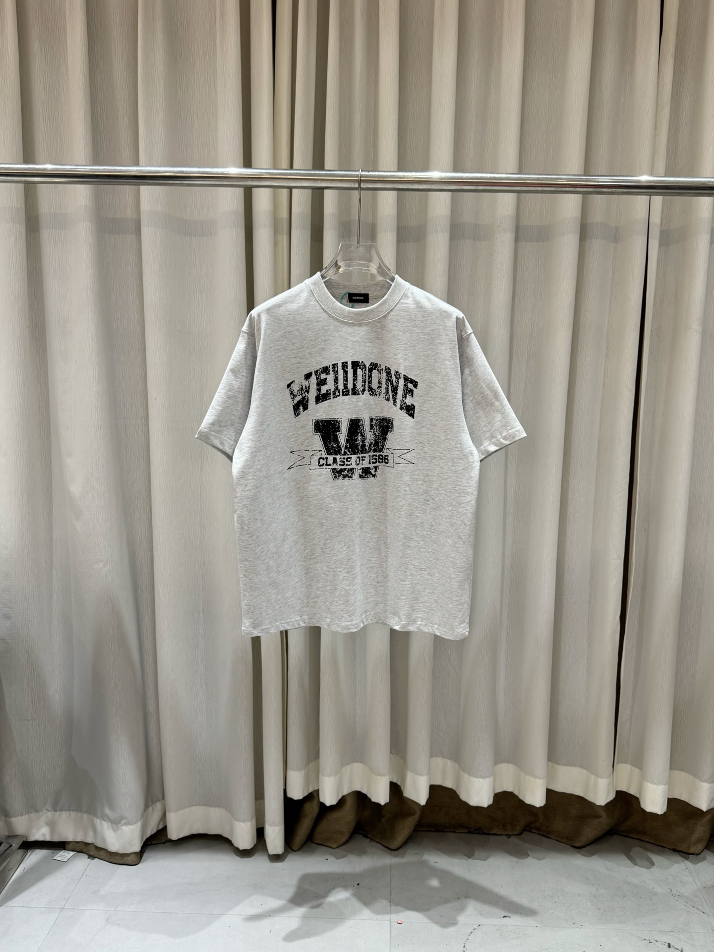 Welldone 웰던 미국식 크랙 W 로고 반팔 티셔츠 의류