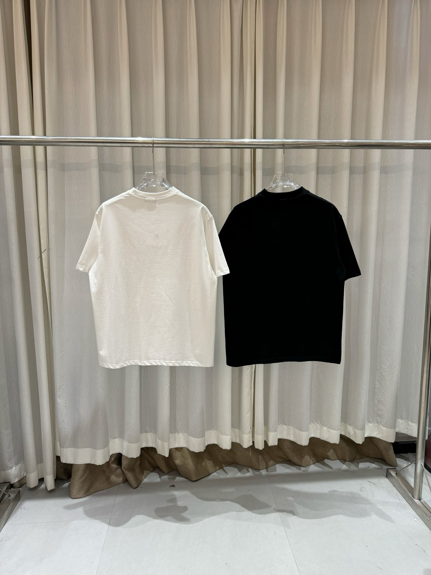 WE11DONE 웰던 반팔 티셔츠 의류