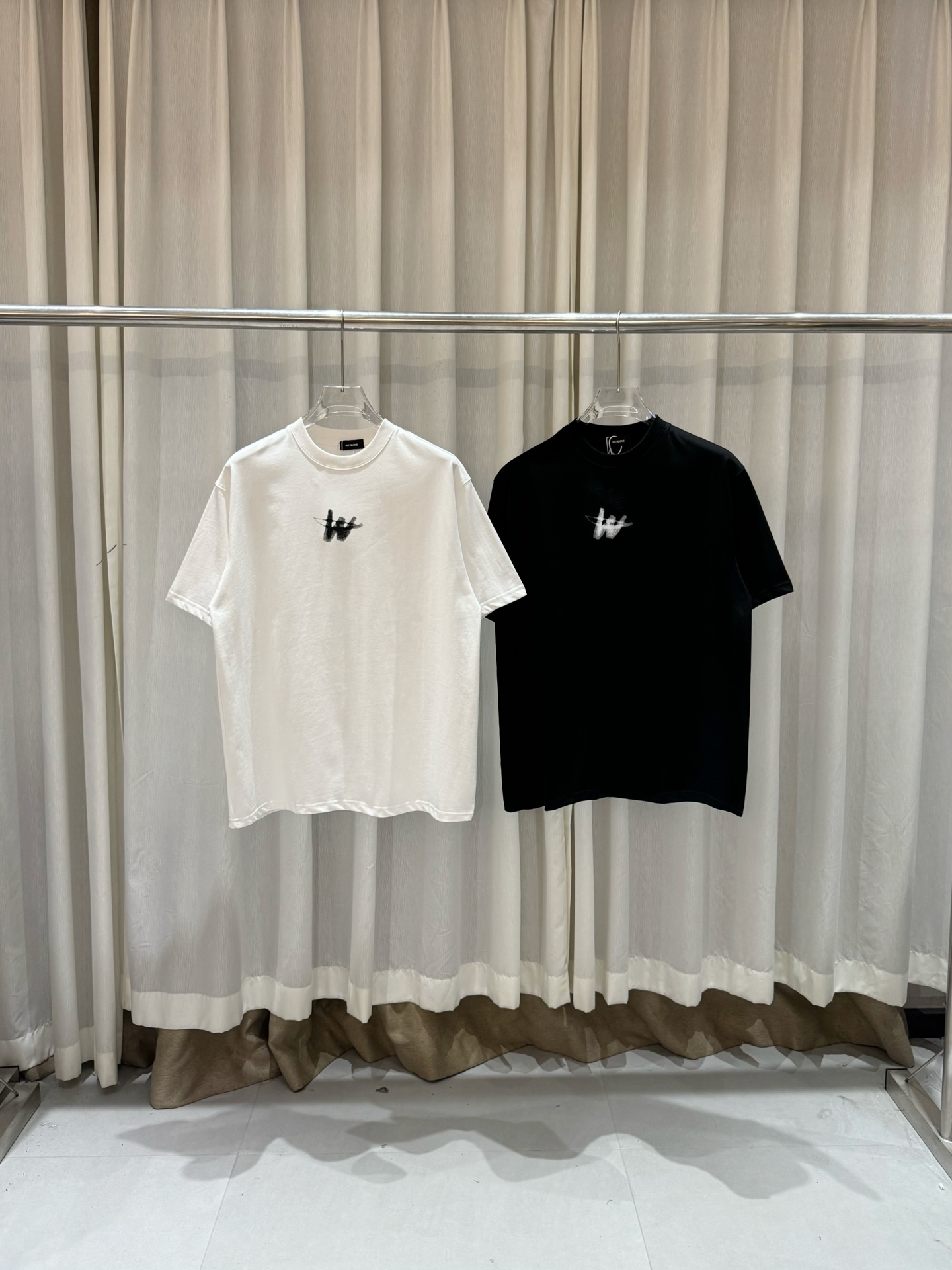 WE11DONE 웰던 반팔 티셔츠 의류