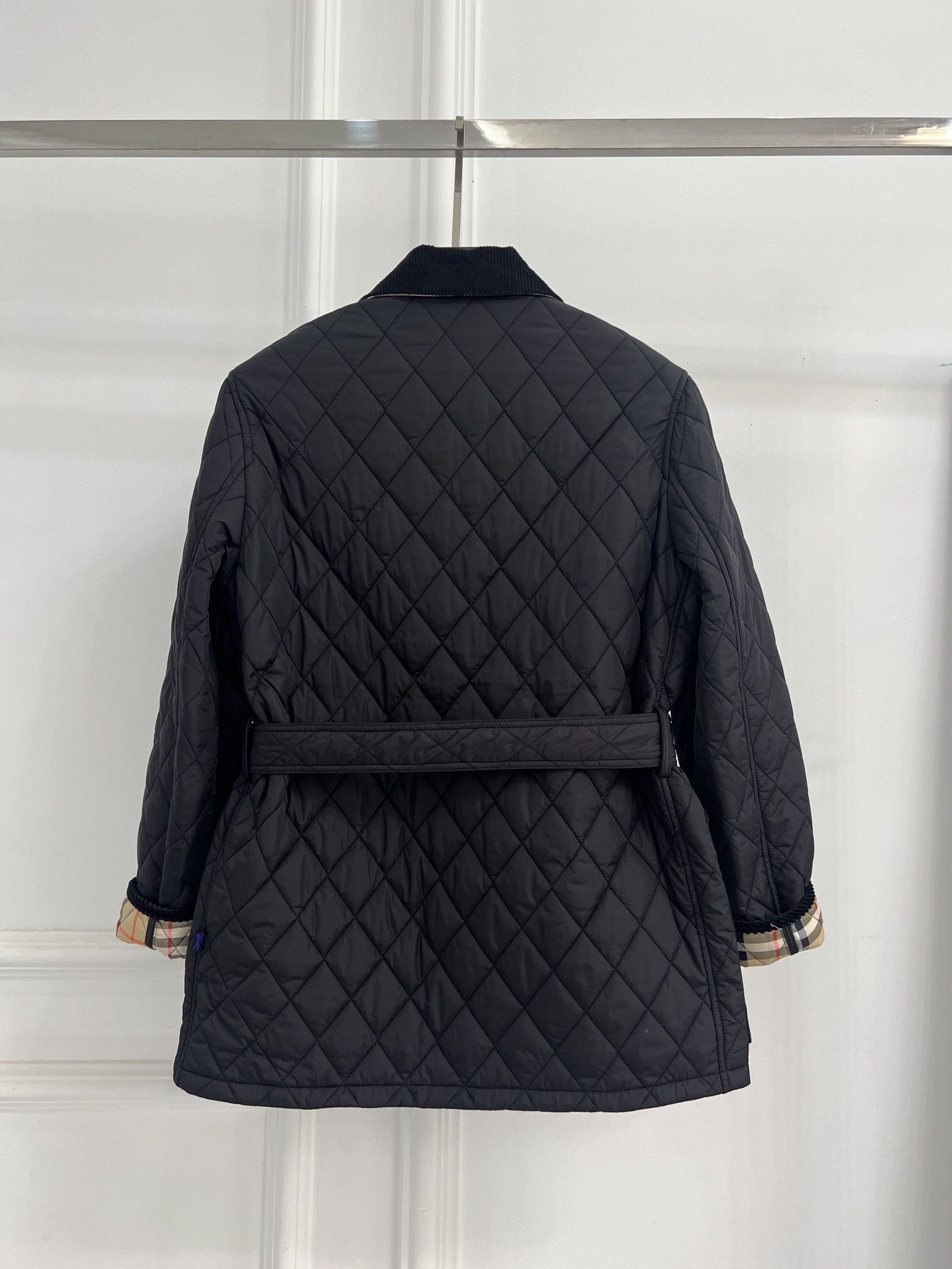 Burberry 버버리 클래식 퀼팅 패딩 점퍼 의류