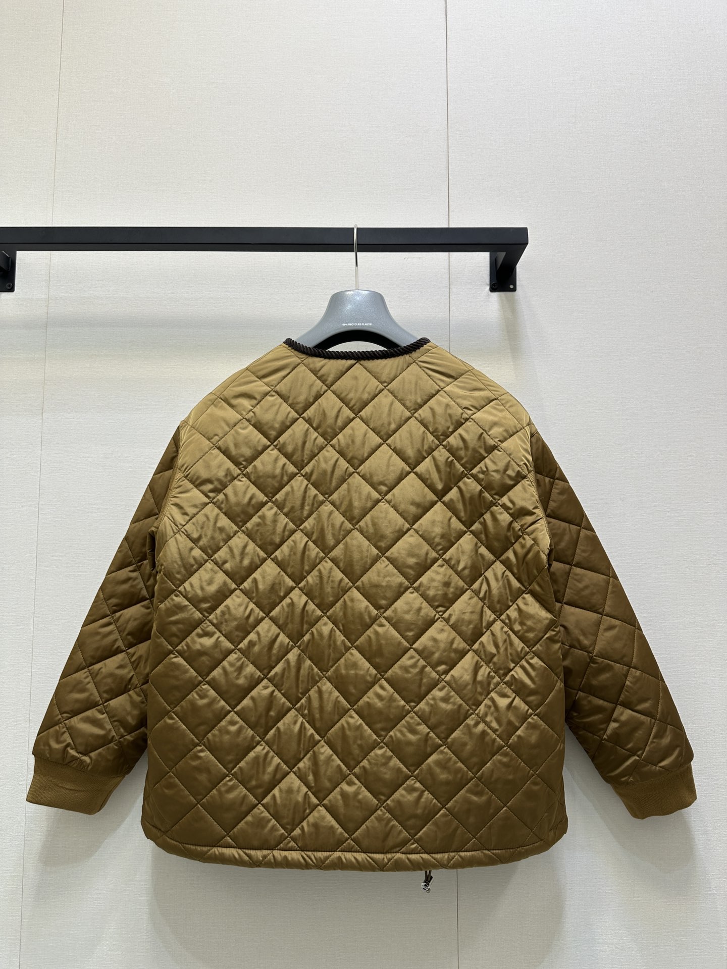 PRADA 프라다 다이아몬드 퀼팅 라운드넥 코튼 재킷 의류